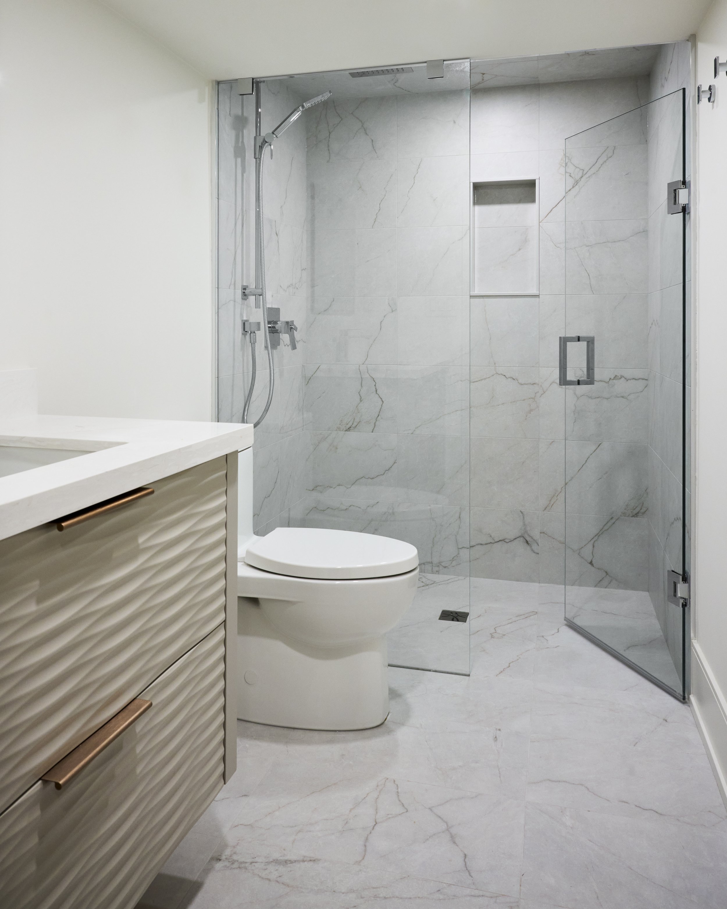 RayneInterior_Bathroom09.jpg