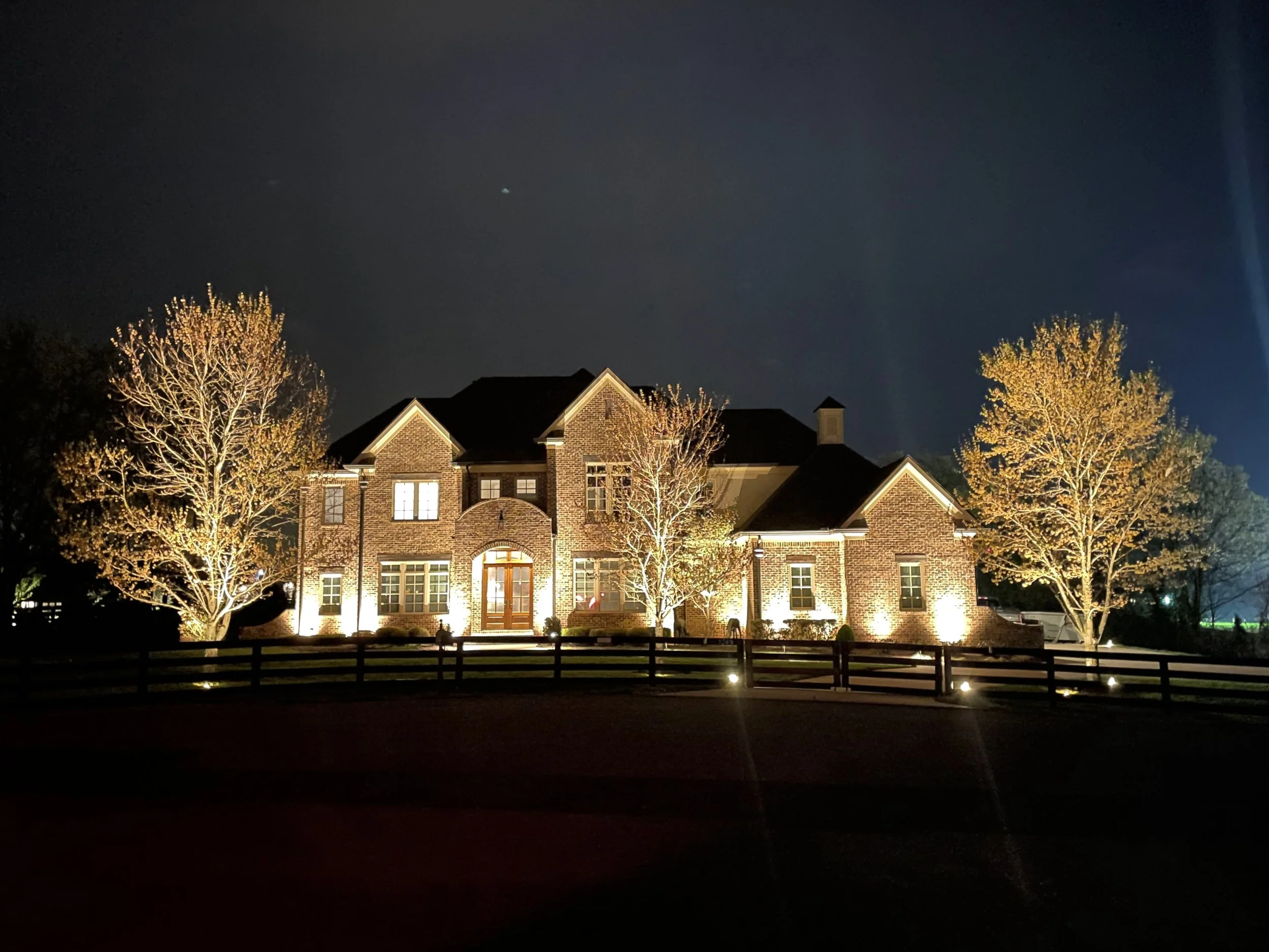 Our Custom Landscape Lighting Process for Middle Tennessee Properties: From Vision to Stunning Nighttime Results