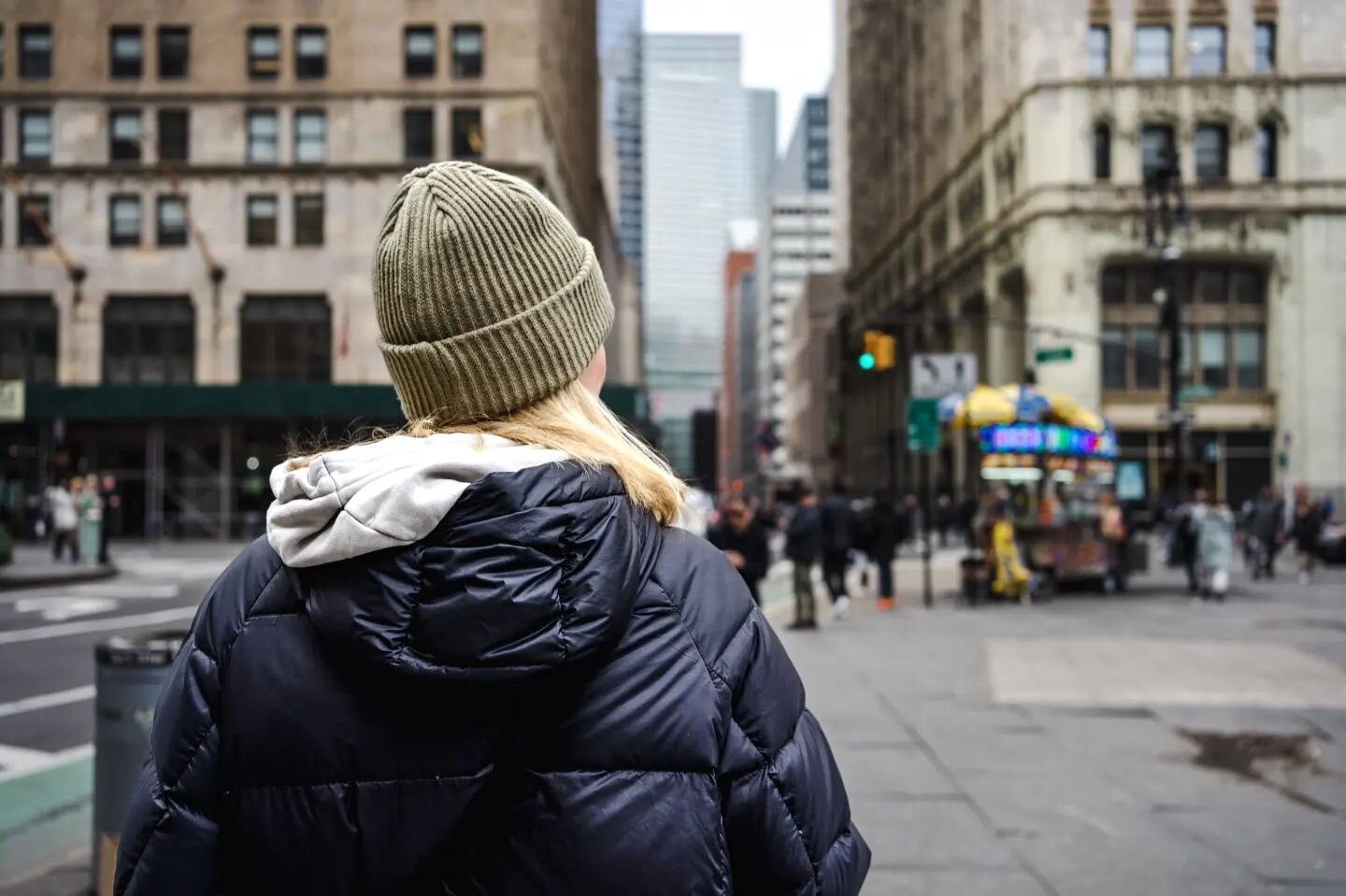 Midtown walks 🗽

#manhattan 
#newyorkphotography 
#newyorkstreetphotography 
#streetphotography 
#textures 
#puffycoats
#takemeback 
#nyc
#bigapple
#midtownmanhattan 
#newyorknewyork 
#walking 
#sonya7ii 
#afternoonstroll 
#35mmphotography 
#mood