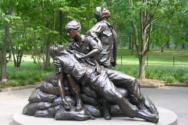 vietnam_womens_memorial-e1415725577611.jpg