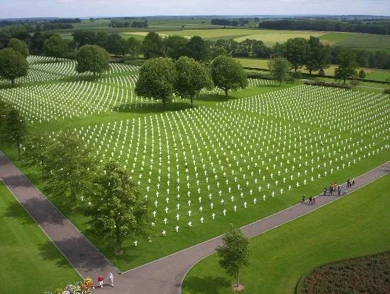 american-cemetery-tours.jpg