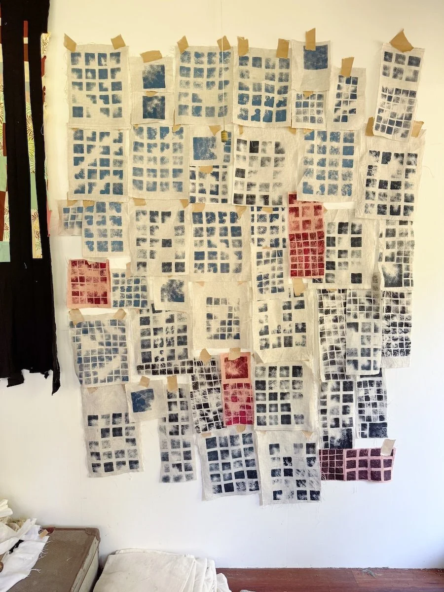 Ellie Beck hand printed linen quilt_2599_.JPG