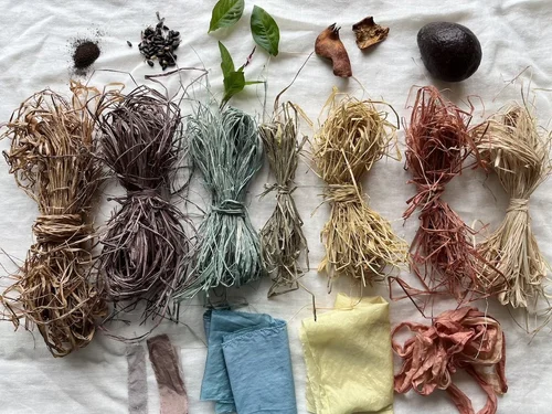 weave your own naturally dyed raffia basket — petalplum