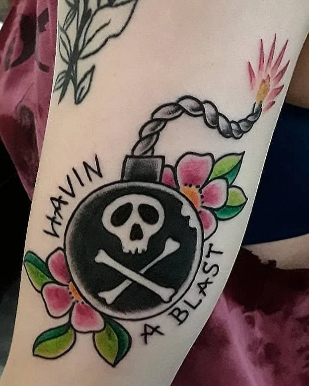 Ticking away toward the grave — Carl’s bomb tattoo is a perfect mix of danger and Halloween fun.
Please check his page for booking @carlgarciatattoos
🩸
.
.
#TattooCommunity #TattooCulture #texastattooers
#austintattooartist #carlgarciata