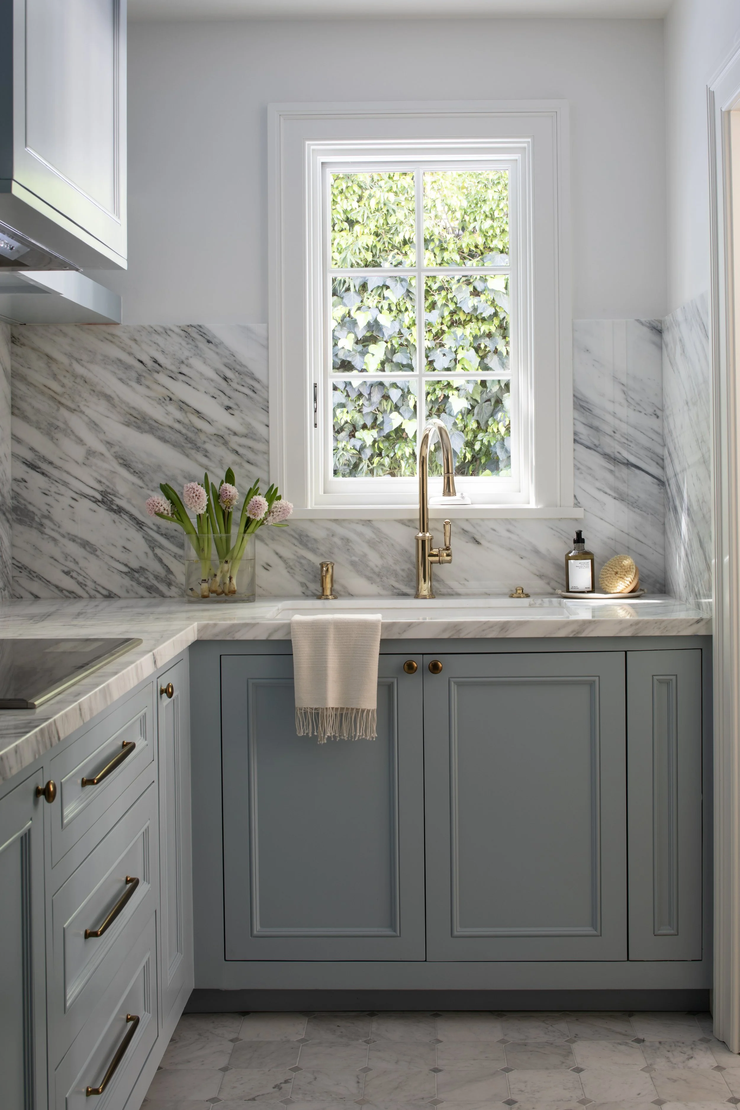MorrowAndCo_Oakmont_MeghanBob_ButlerPantry_HR.jpg