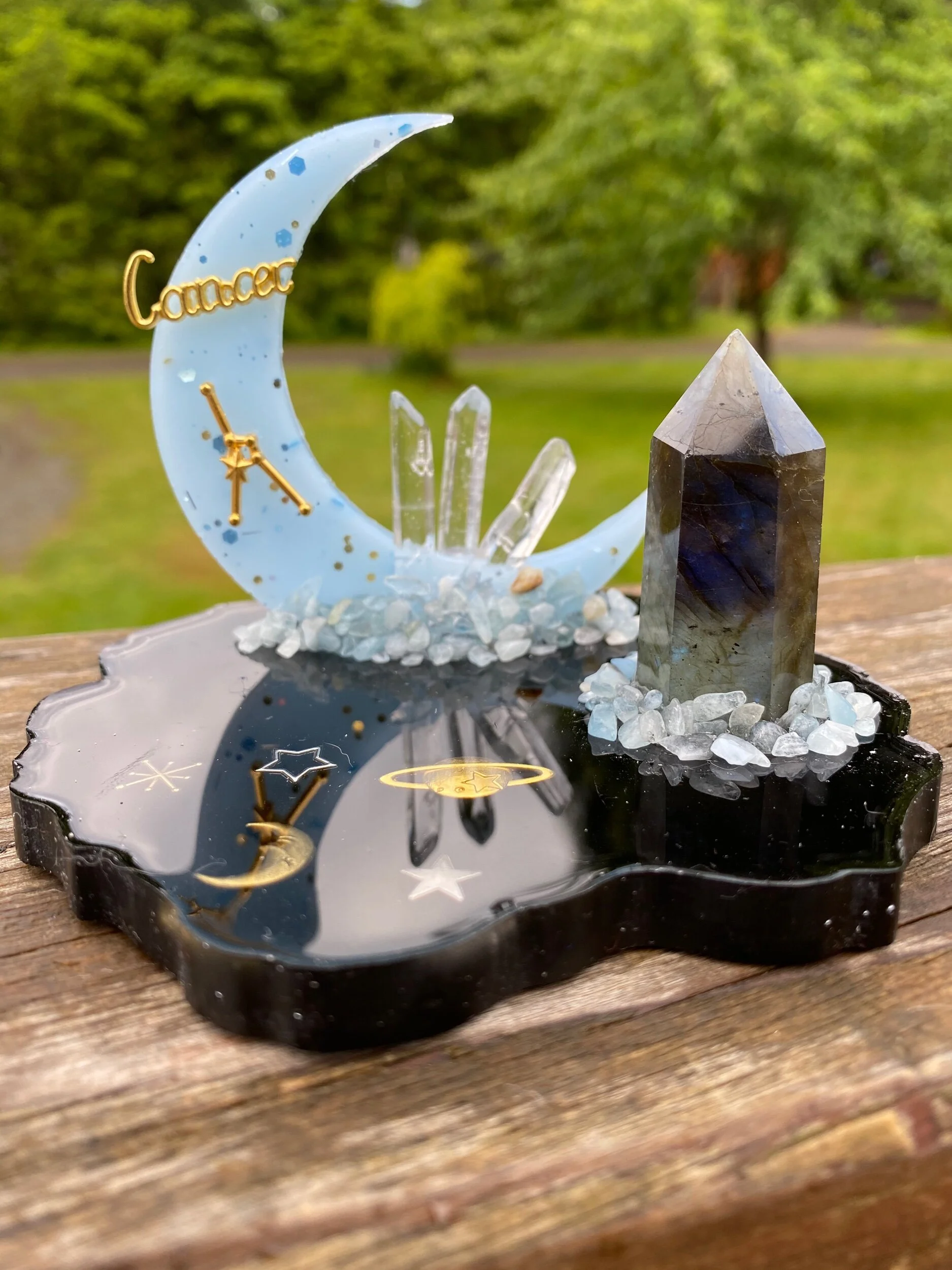 Mini moon - Cancer with Labradorite tower