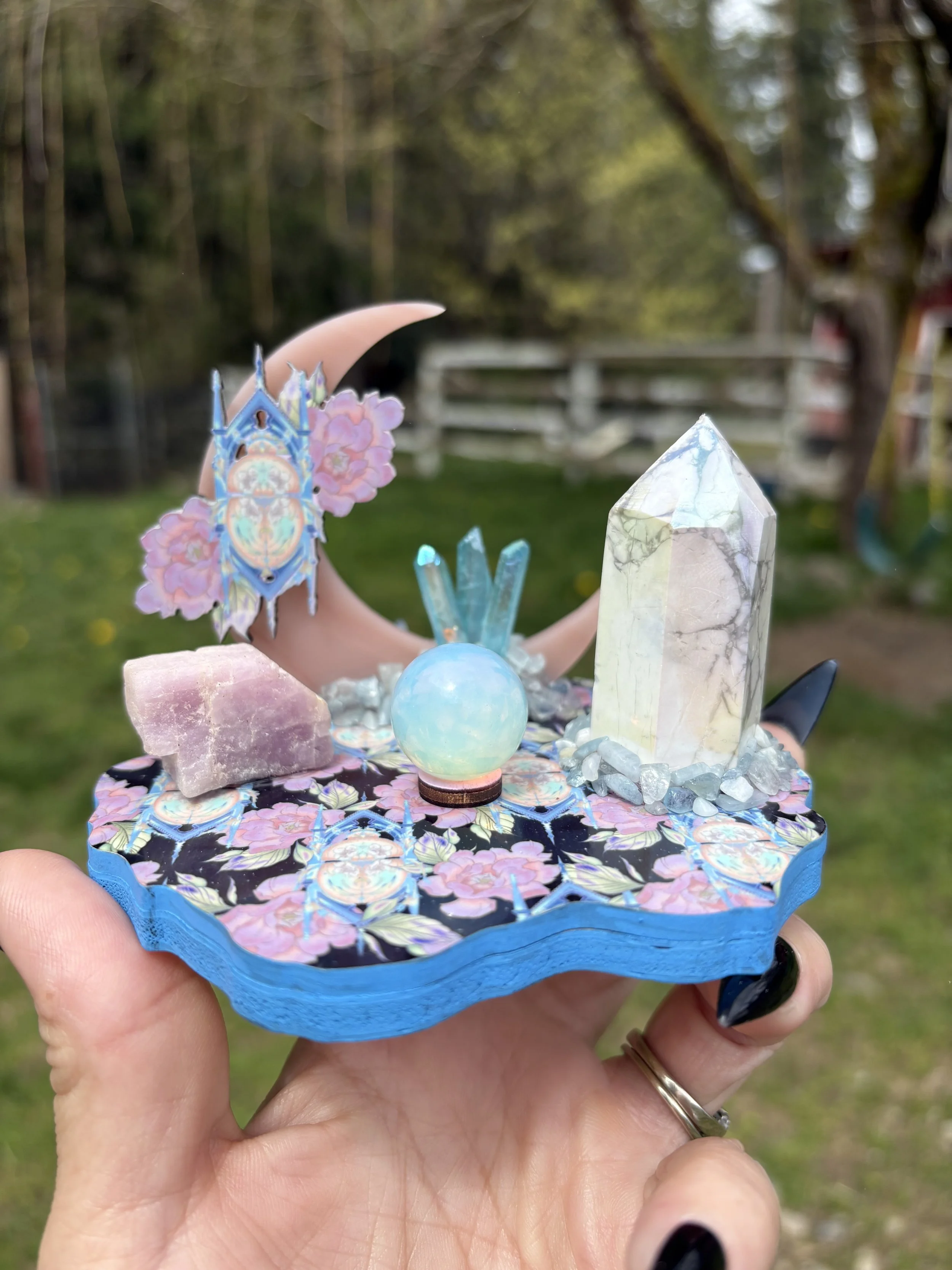 Mini Moon with Aura Howlite Tower