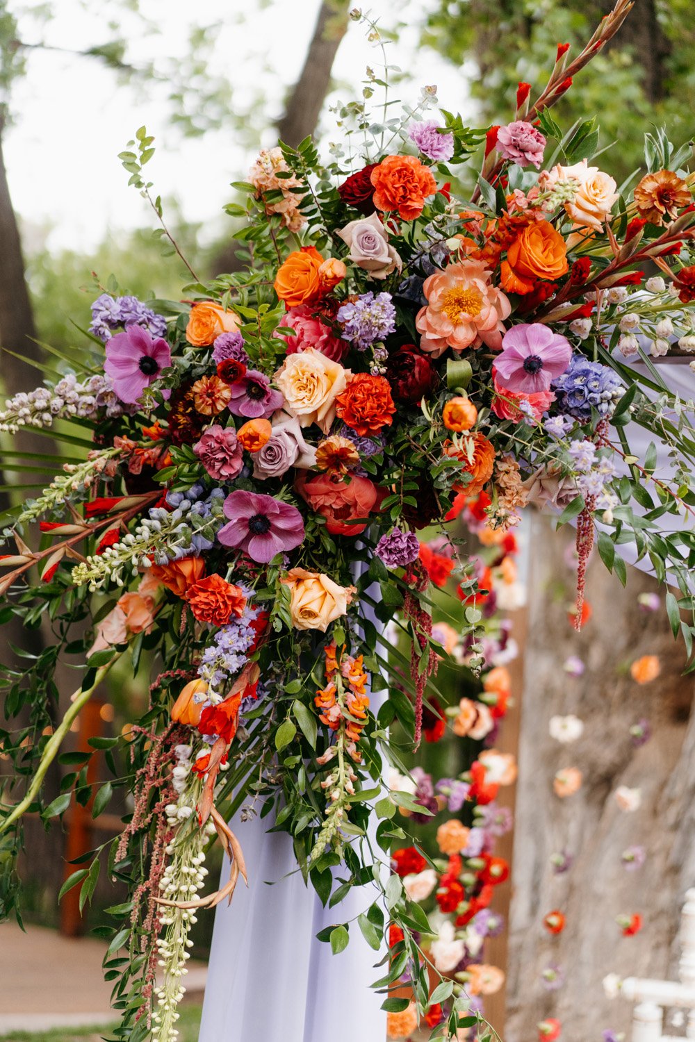 Plume&Furrow-Colorado-Wedding-Florist-Priya&Andrew-MalloryMunsenPhoto-Lyons-Farmette-May-ceremony-arbor-decor-detail.jpg