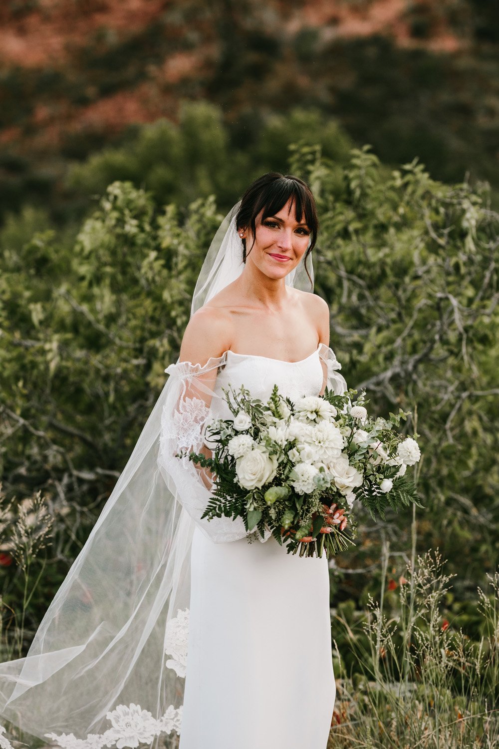 Plume&Furrow-Wedding-Florist-Megan&Jack-TaylerCarlislePhoto-RiverBend-August-Colorado-bride-portrait-vert.jpg