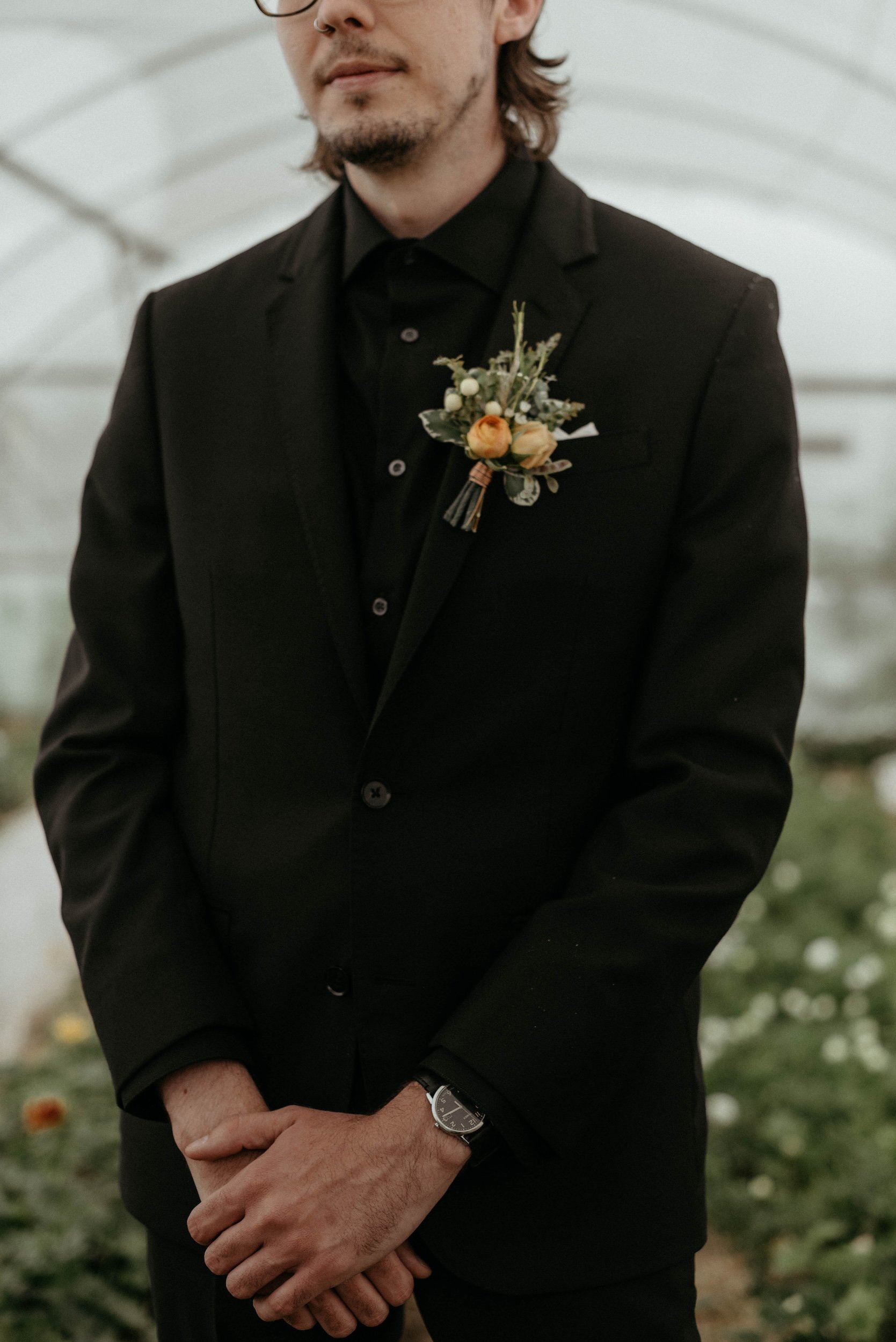 Plume&Furrow-Wedding-Florist-Alex&Corey-Lyons-Farmette-Colorado-Kenz+Nick-groom-boutonniere.jpg