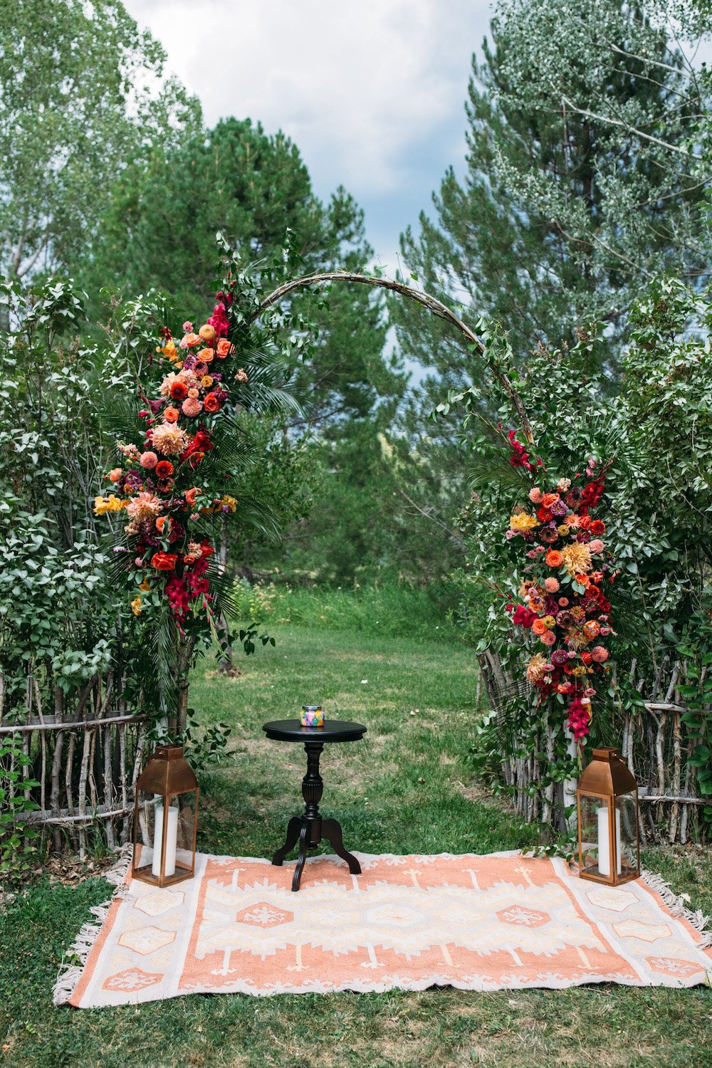 Plume&Furrow-Wedding-Florist-Alli&Wes-LoneHawk-Farm-Colorado-ceremony-arch-floral-decor.jpg
