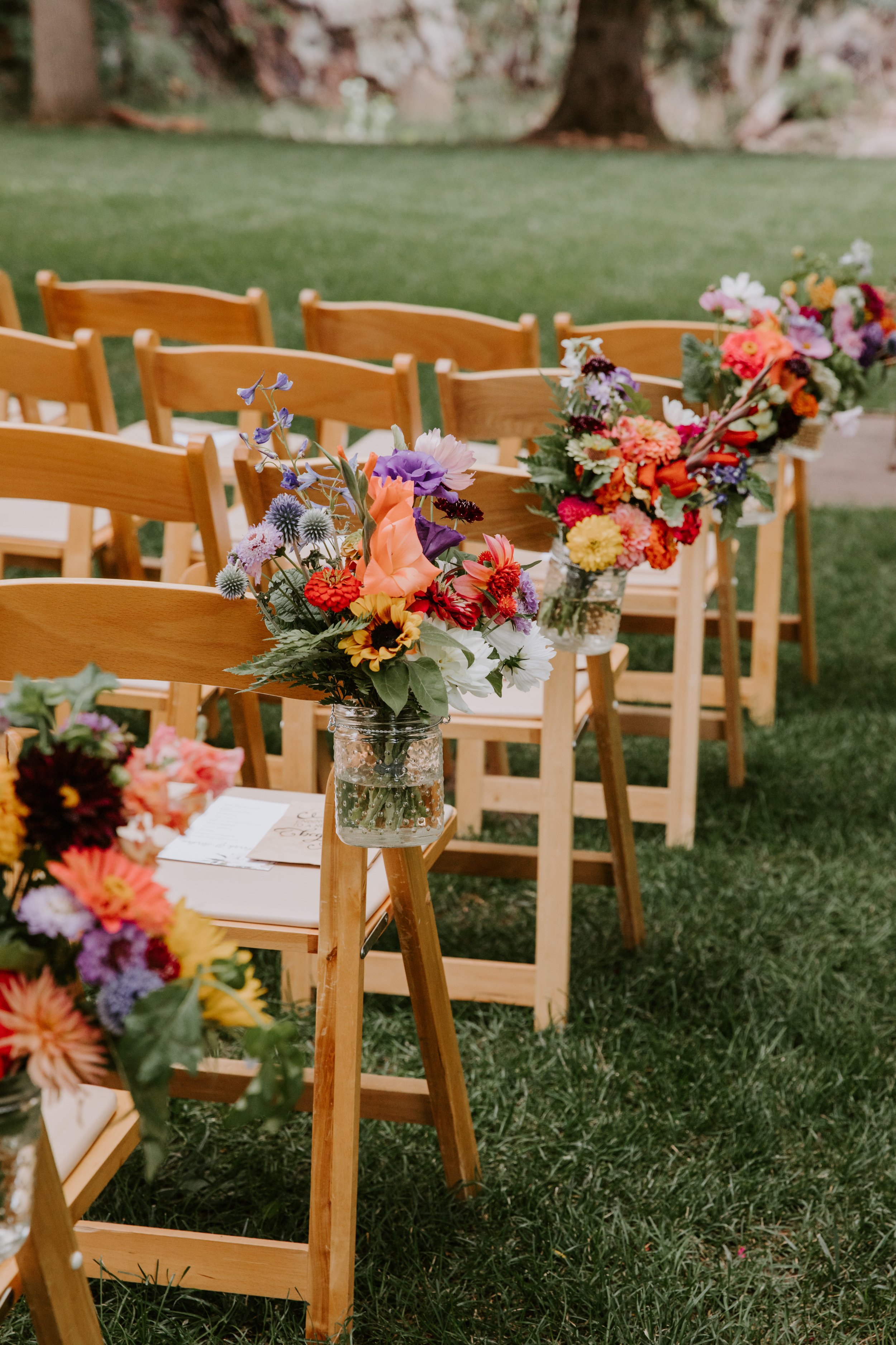 Plume&Furrow-Wedding-Florist-Sarah&Jordan-AshleyTiedgenPhotography-River-Bend-August-Colorado-Flowers-Chair-Decor.jpg
