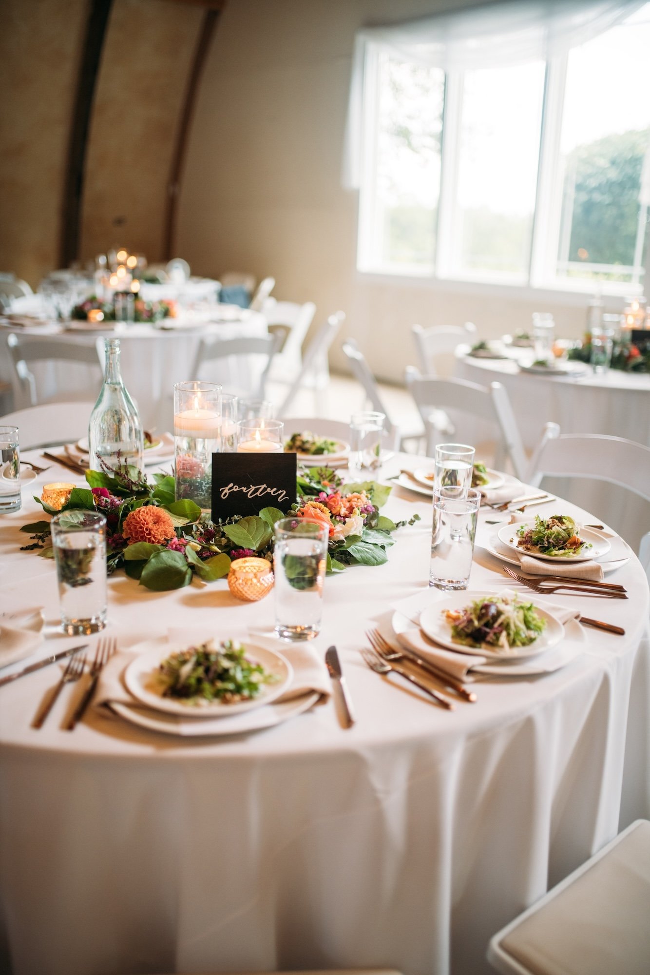 Plume&Furrow-Wedding-Florist-Alli&Wes-LoneHawk-Farm-Colorado-reception-table-decor-flowers.jpg