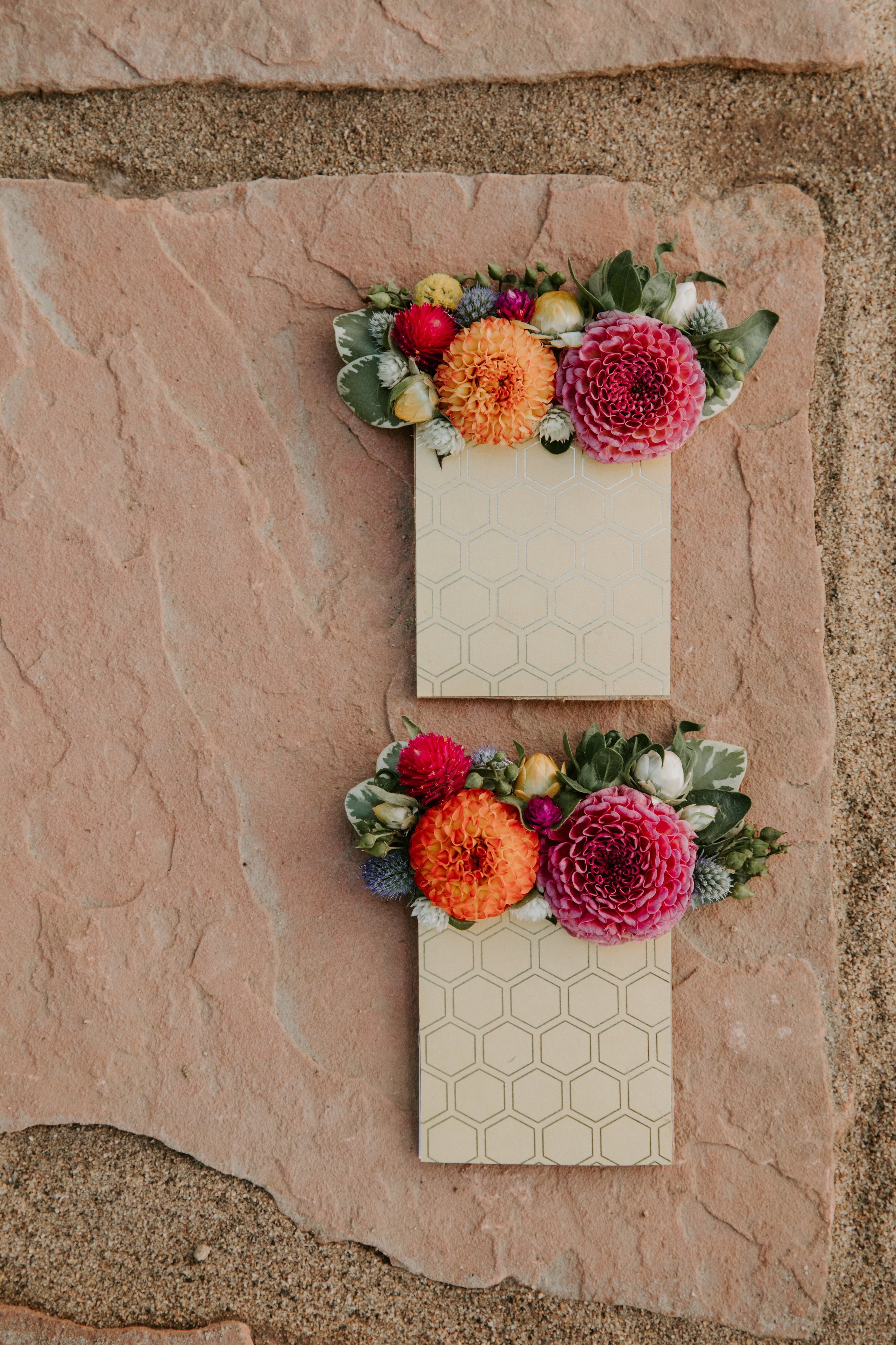 Plume&Furrow-Wedding-Florist-Sarah&Jordan-AshleyTiedgenPhotography-River-Bend-August-Colorado-Groom-Floral-Pocket-Square-Boutonniere.jpg