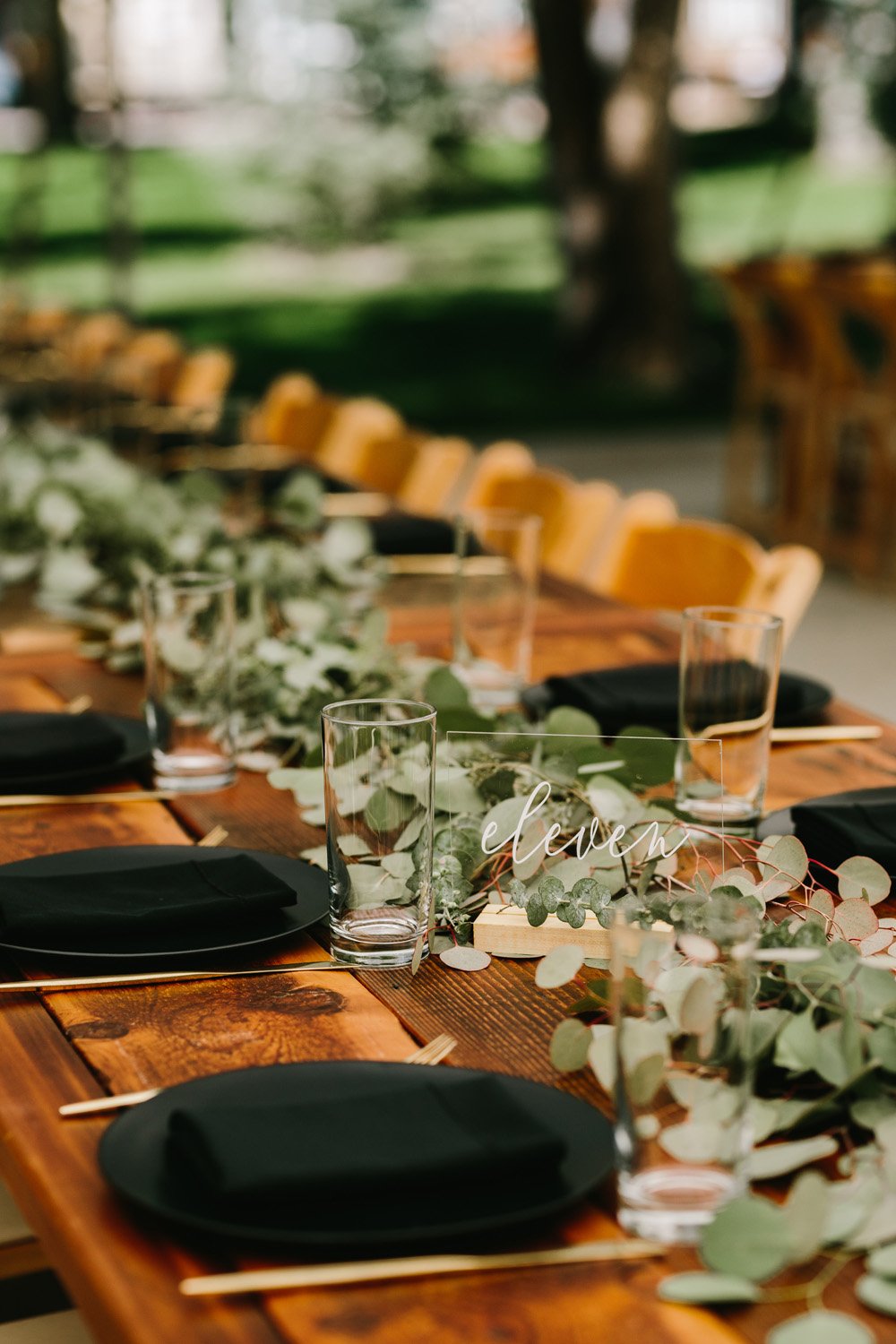 Plume&Furrow-Wedding-Florist-Megan&Jack-TaylerCarlislePhoto-RiverBend-August-Colorado-reception-table-greenery.jpg
