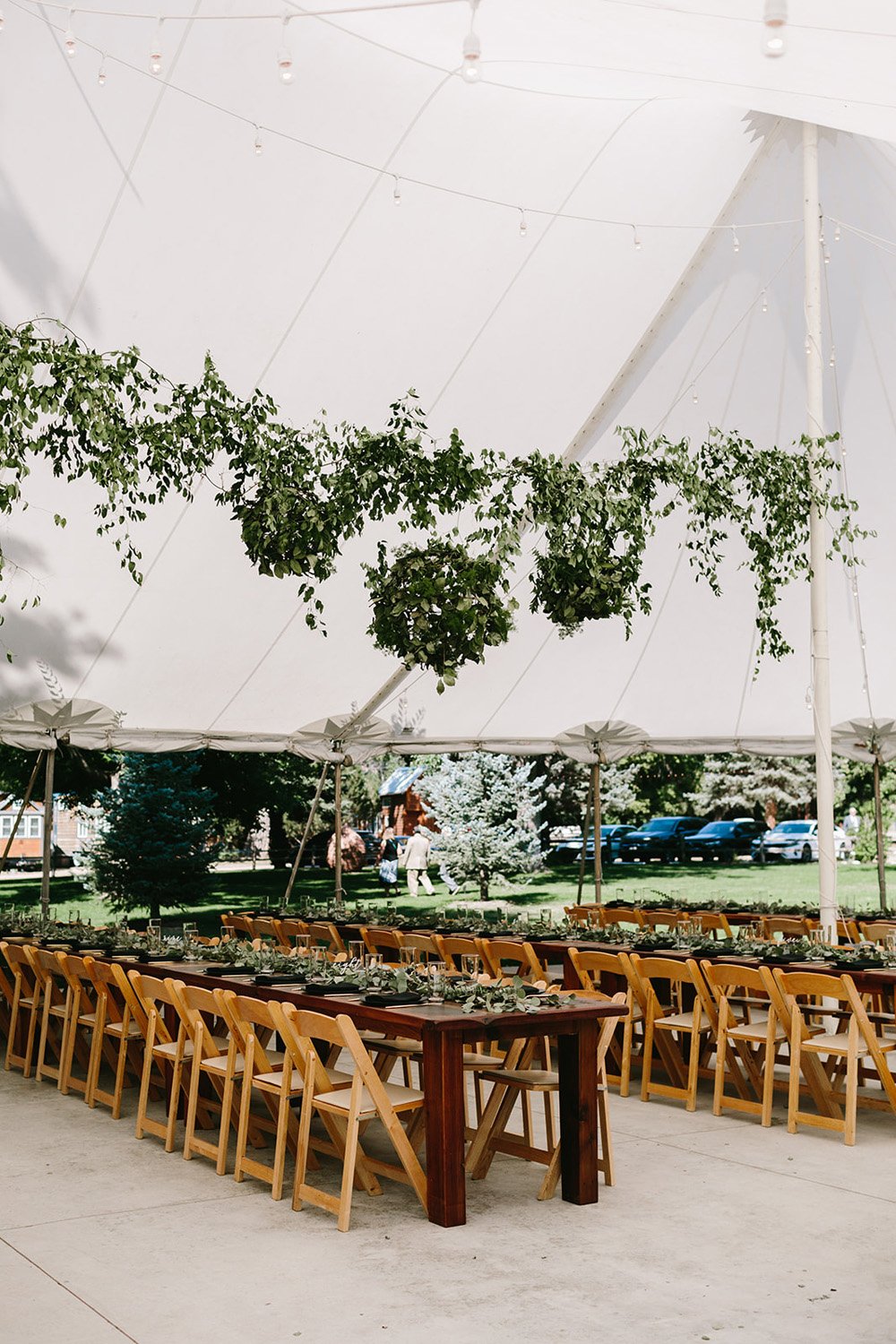 Plume&Furrow-Wedding-Florist-Megan&Jack-TaylerCarlislePhoto-RiverBend-August-Colorado-reception-tent.jpg