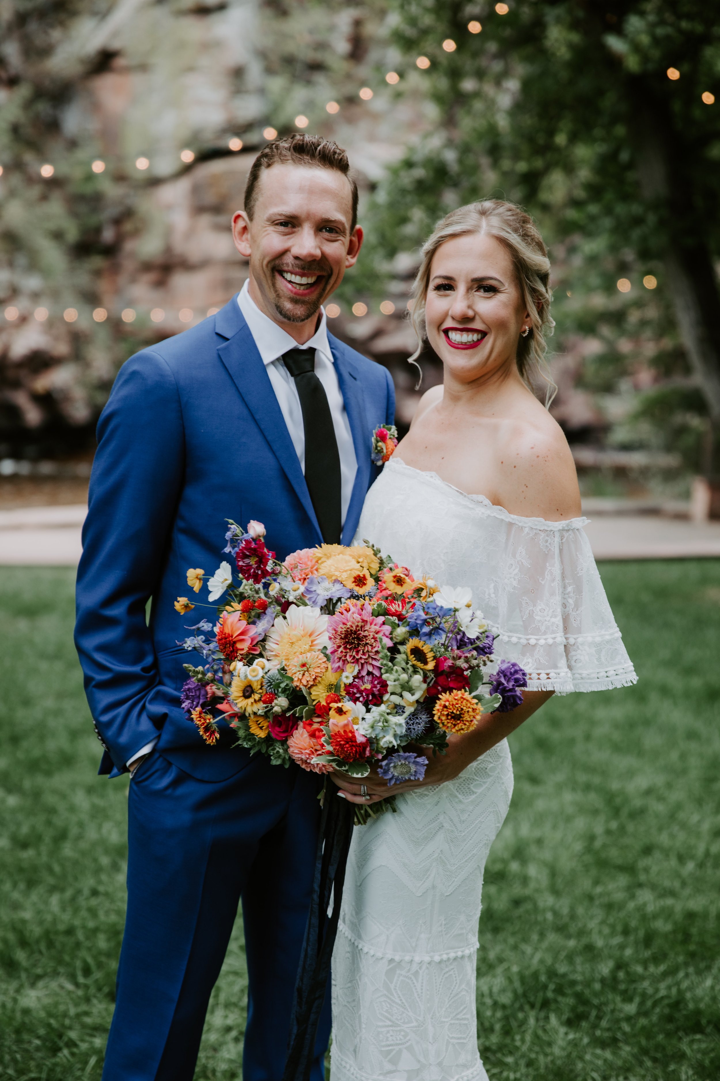 Plume&Furrow-Wedding-Florist-Sarah&Jordan-AshleyTiedgenPhotography-River-Bend-August-Colorado-Bride-Groom-Portrait-Bridal-Bouquet.jpg