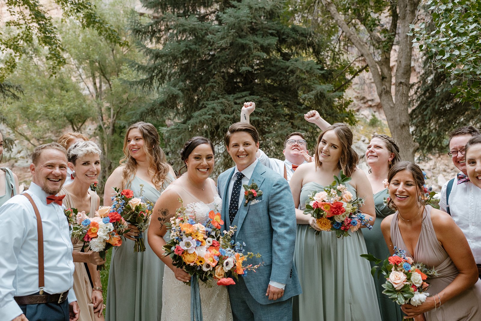 Plume&Furrow-Wedding-Florist-Meg&Cary-MapandCompassPhotography-River-Bend-June-Colorado-Couple-Wedding-Party-Flowers.jpg