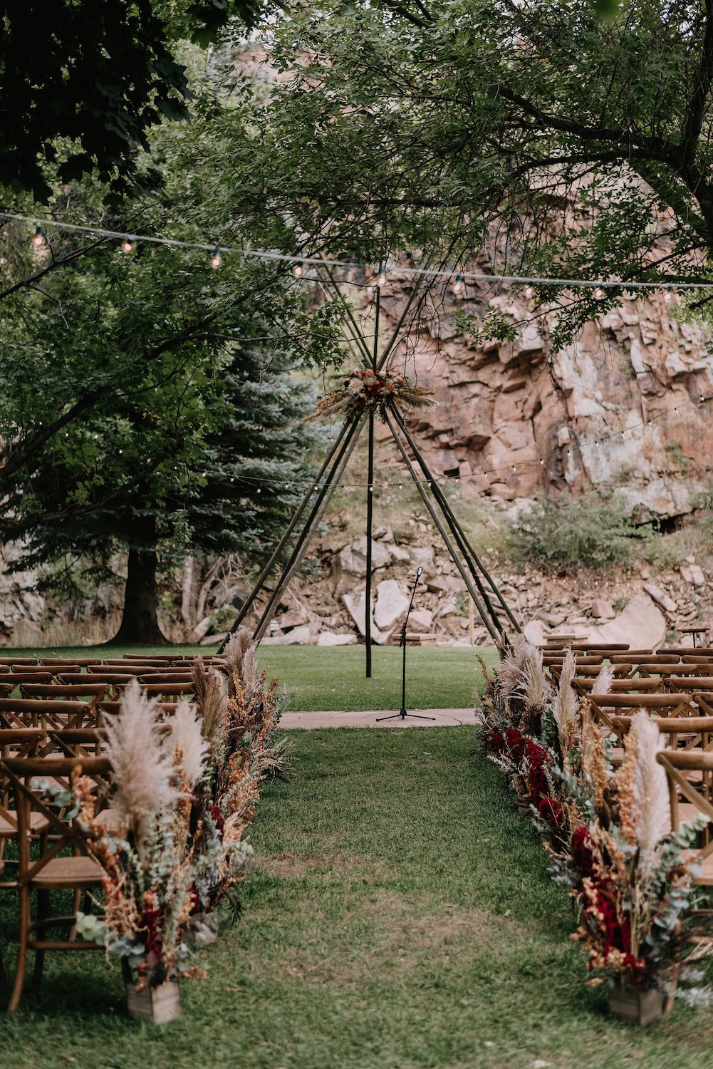Plume&Furrow-Weddings-Kate-Dustin-Wedding-arbor-teepee-aisle-decor.jpg