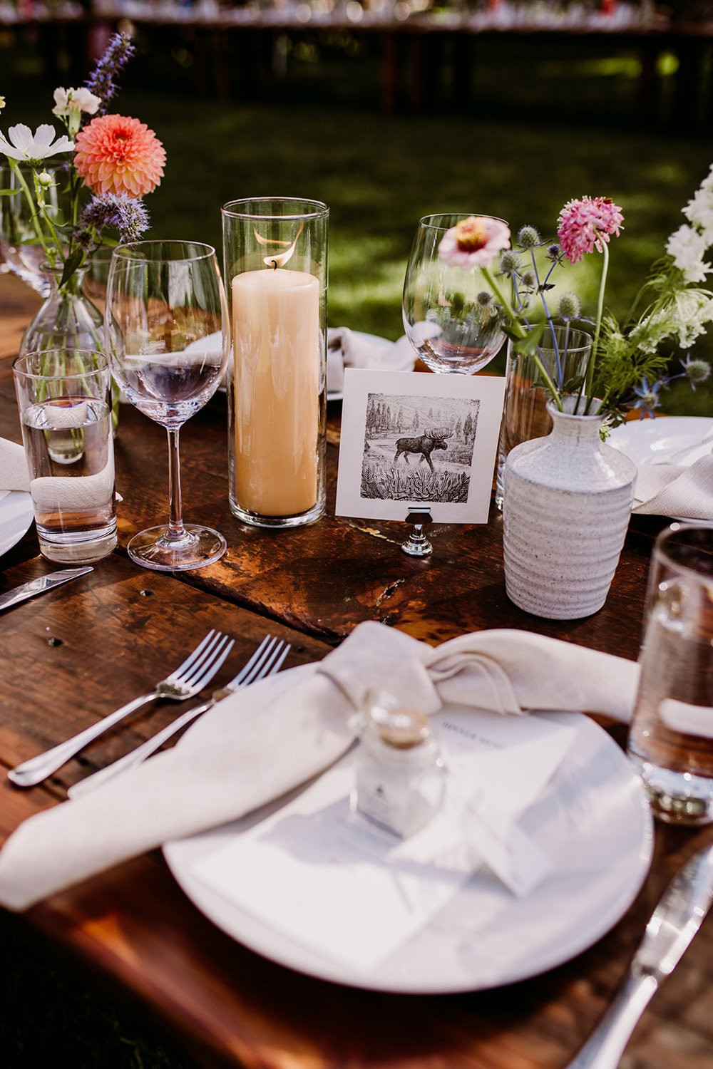 Plume&Furrow-Colorado-Wedding-Florist-Emily&Charlie-TaylerCarlislePhoto-Farmette-September-table-setting-petite-arrangements.jpg