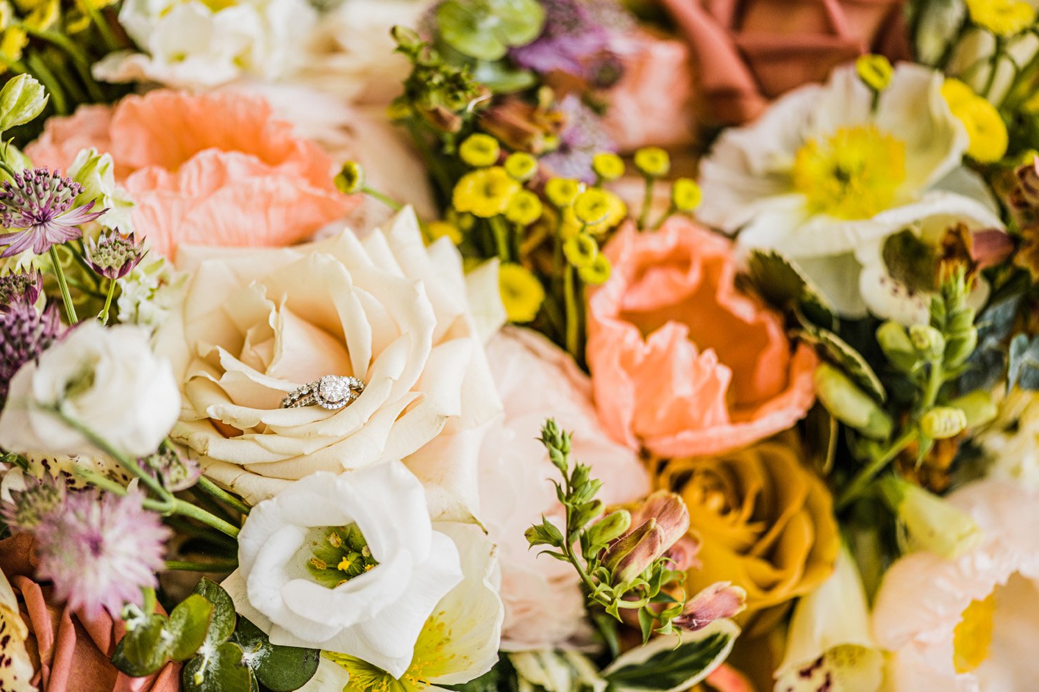 Plume&Furrow-Wedding-Florist-Morgan&Colby-theStVrain-June-Colorado-Function+FlourishPhoto-details-ring-bouquet.jpg