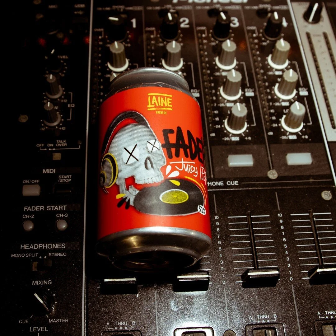 The sweet, sweet sun's comin' down hard so enjoy our Fader Juicy IPA to end your week. Check out the link in bio to get yours - it&rsquo;s music to our ears! 🎶