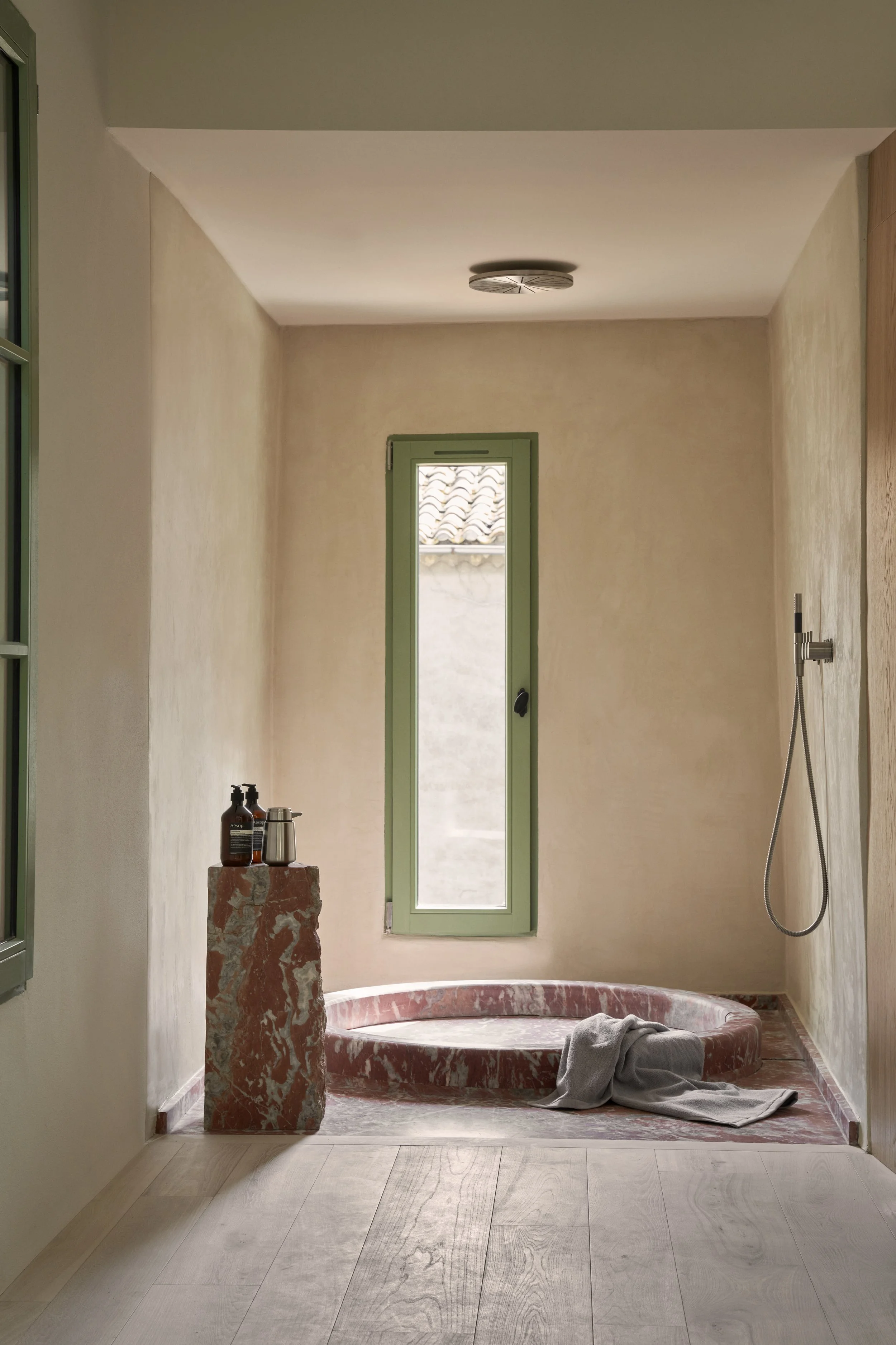 Vipp Guesthouse, Lagrasse - France // Stylist: Julie Mølsgaard