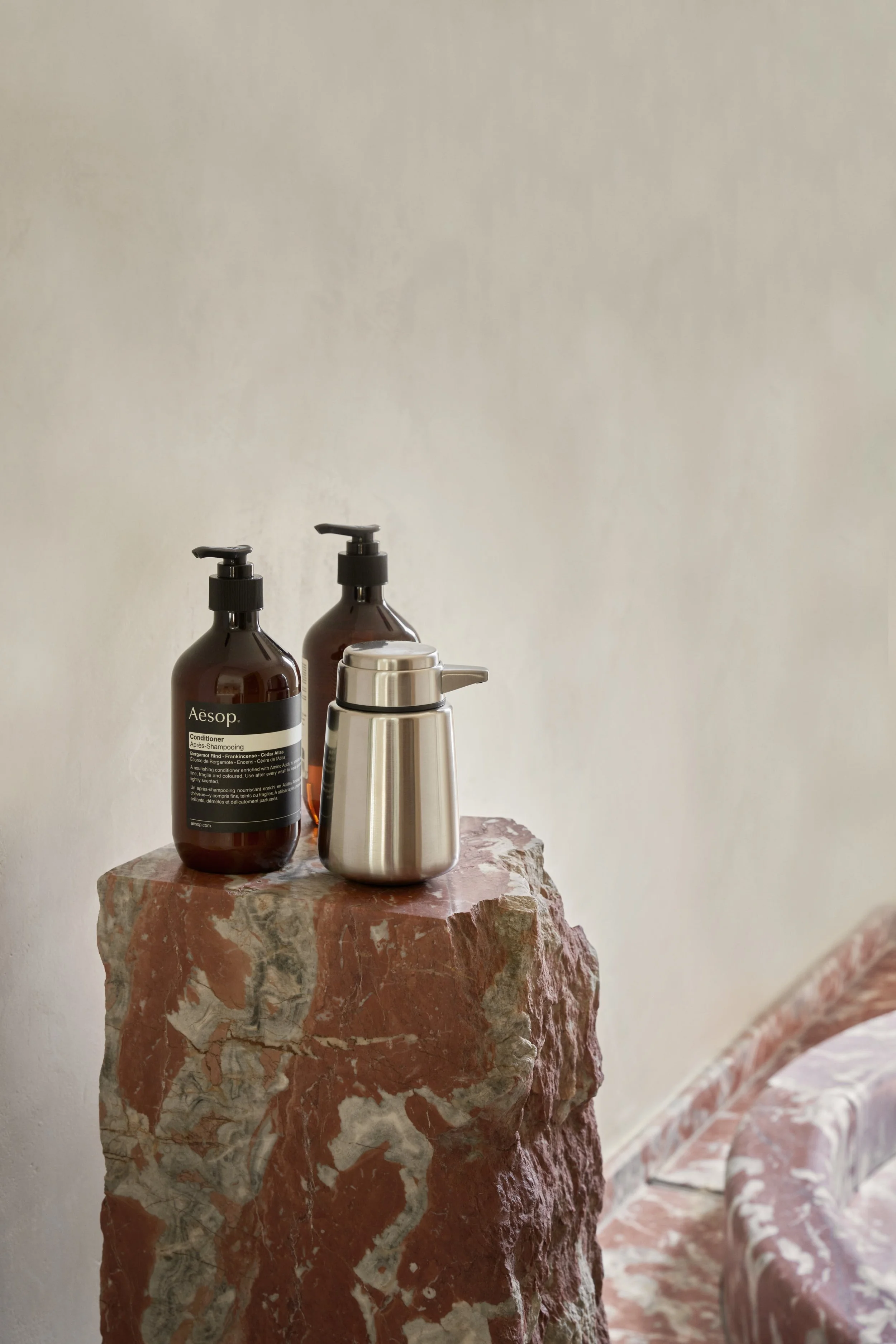 Vipp Guesthouse, Lagrasse - France // Stylist: Julie Mølsgaard