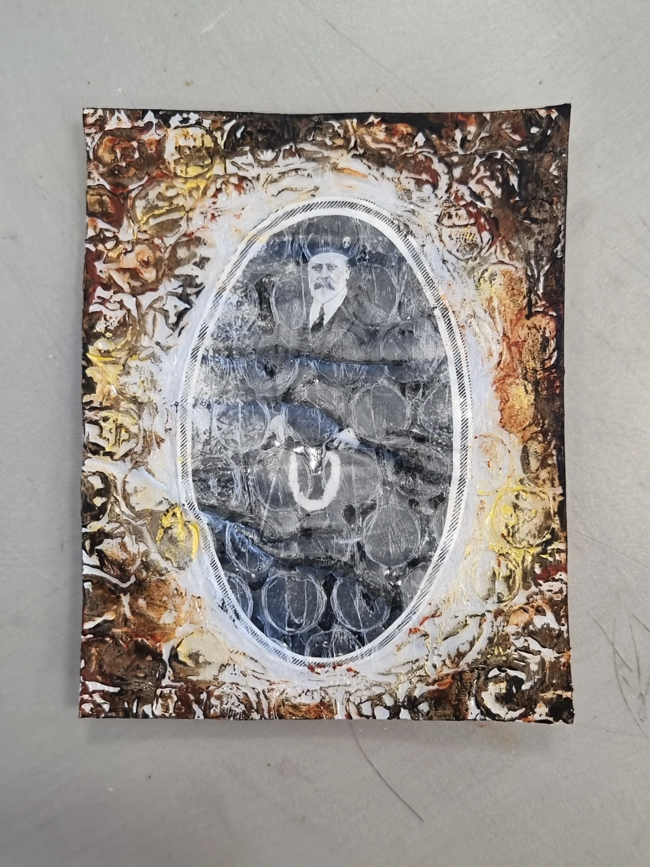 Painting &amp; Encasing Imagery