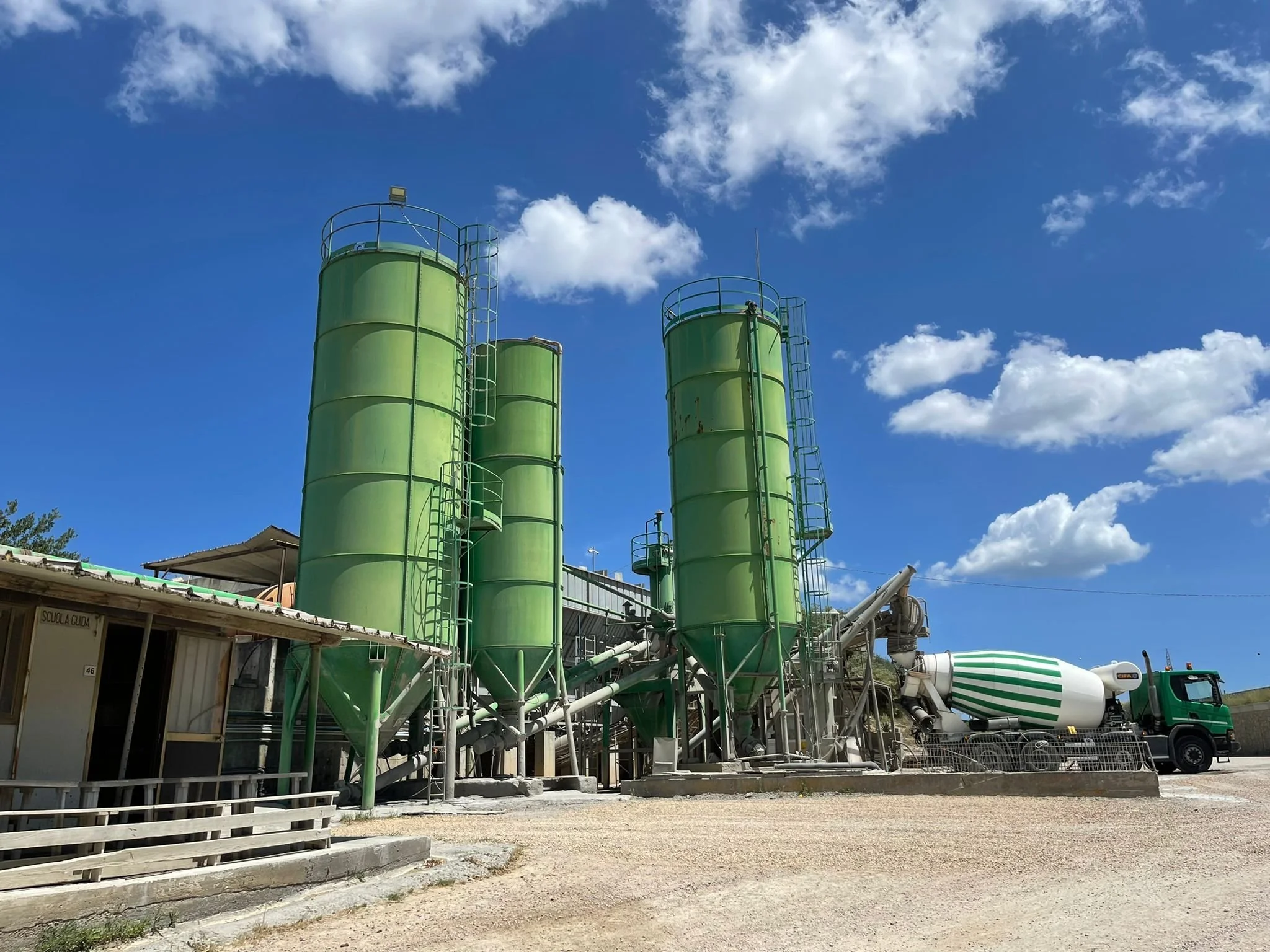 WhatsApp Image 2021-05-20 at 13.37.18 (1).jpeg