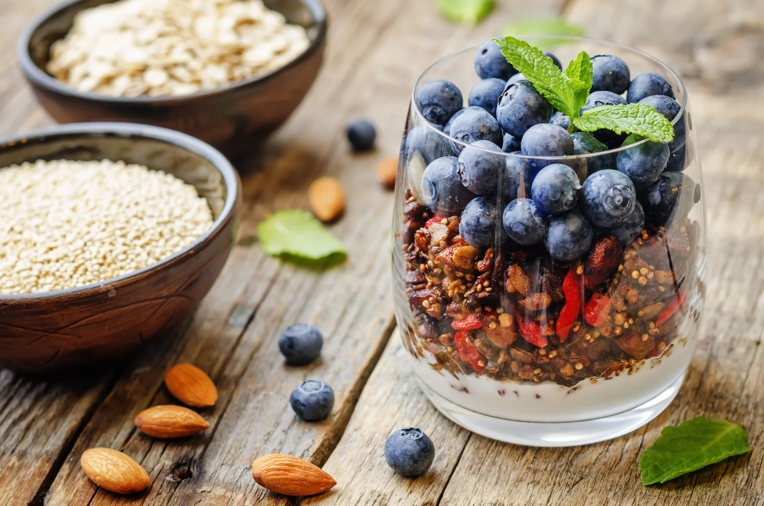 Granola med quinoa — Nordic Quinoa