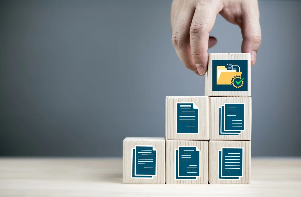 Folder and document symbols on wooden cube