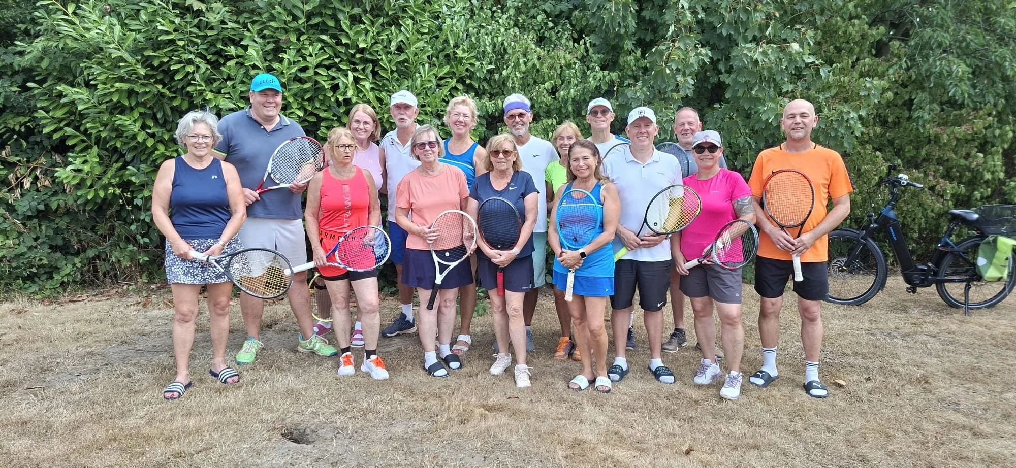 Gelungenes Mixed-Turnier bei bestem Tennis-Wetter