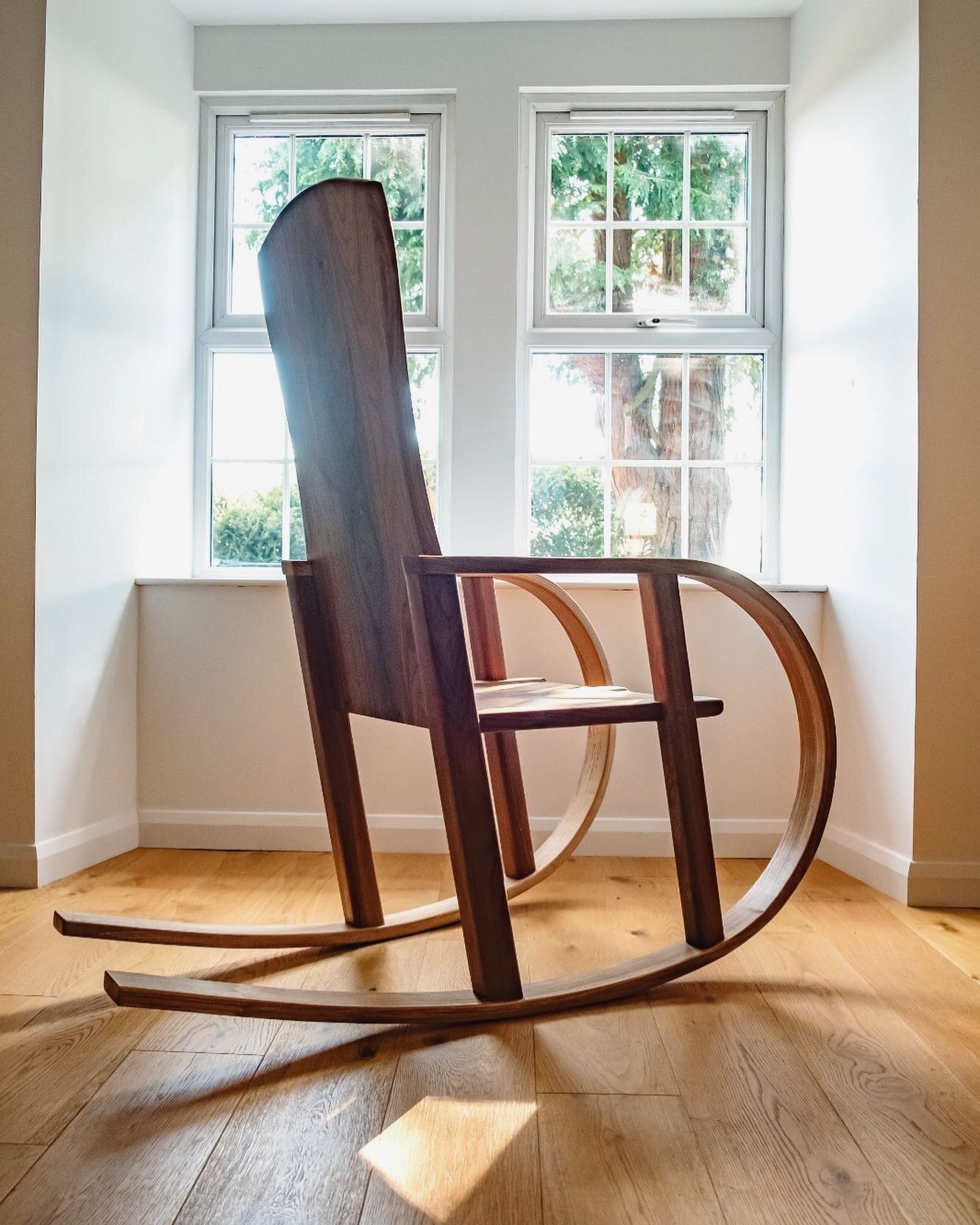 The profile of this chair looks so musical in the evening light as each facet of the steam bent Ash rockers reflect the glow onto the Walnut seat and back. We&rsquo;re so pleased with the way the shapes, color and grain work together. 
.
.

#workshop