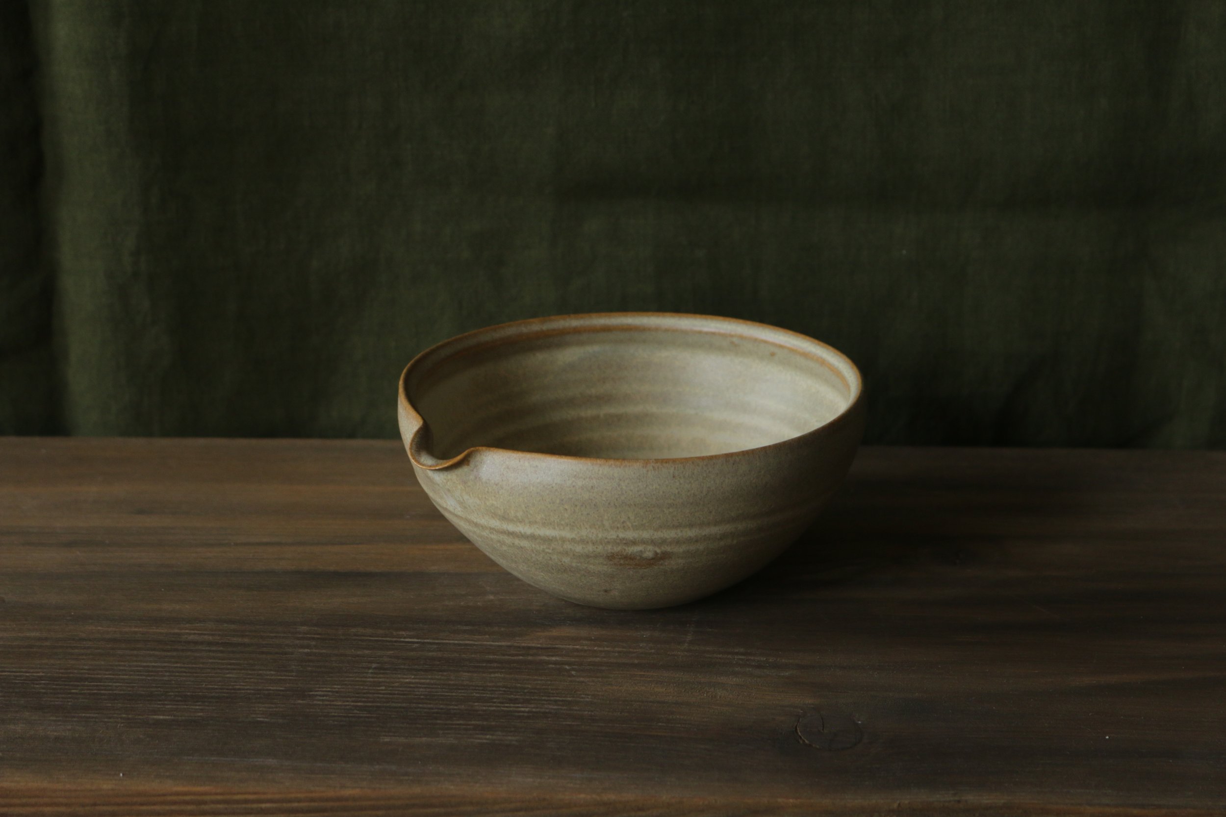 Pouring Bowl (Ochre)
