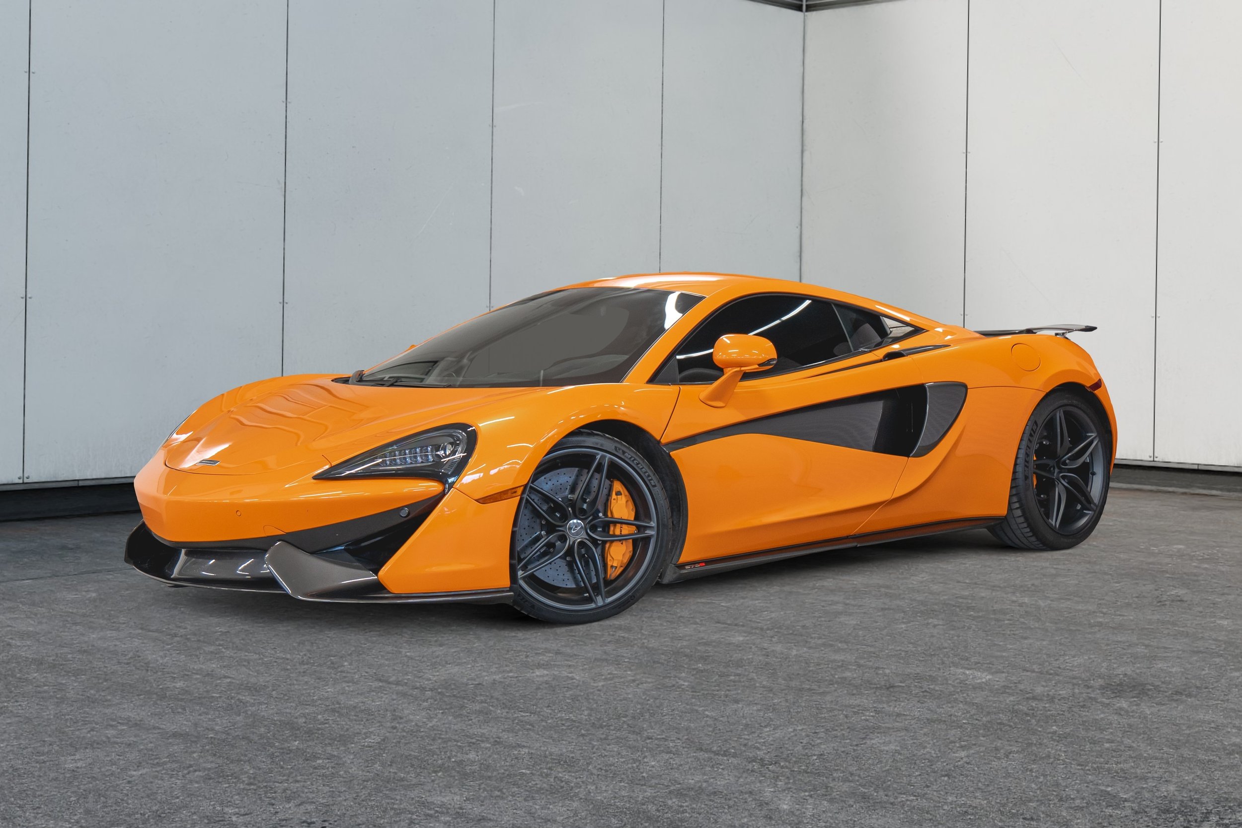 Jaguar Land Rover Laval - 1-10947063-mclaren-650s-spider-2017-c25009-photos-exterieures.jpeg