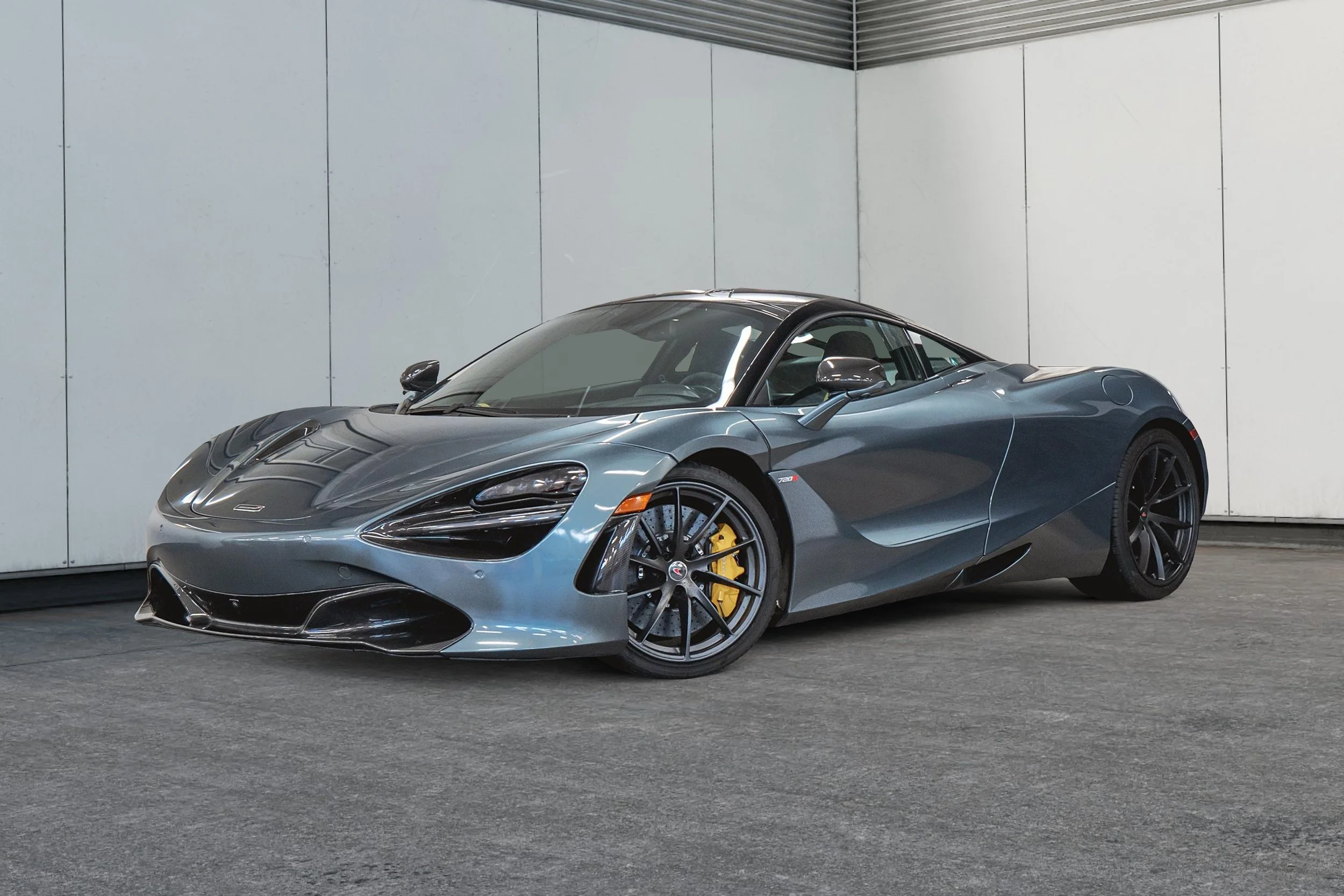 Jaguar Land Rover Laval - 1-11259376-mclaren-m10-2018-u25027-photos-exterieures.jpeg