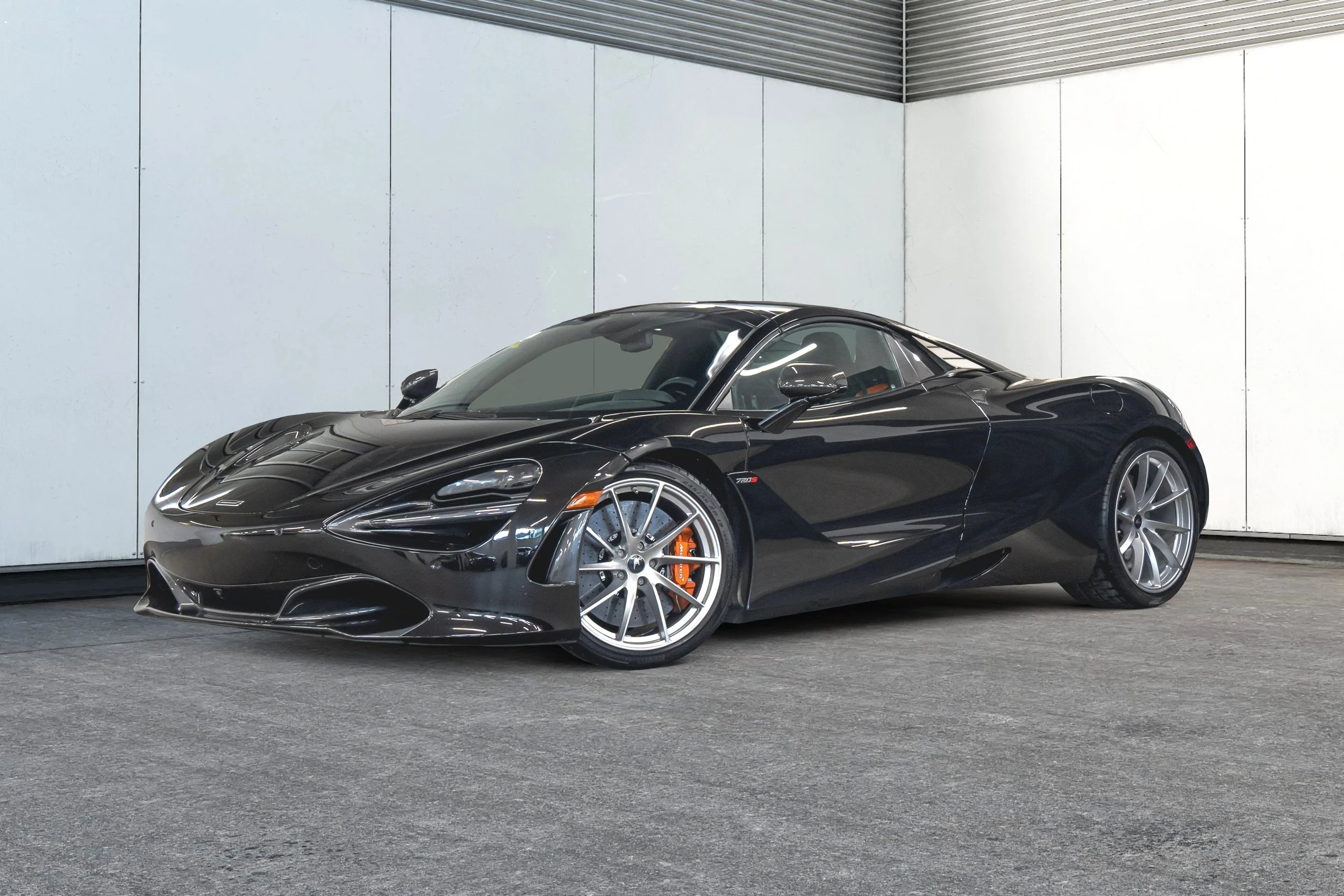 Jaguar Land Rover Laval - 1-13615154-mclaren-p1-2021-c26002-photos-exterieures.jpeg