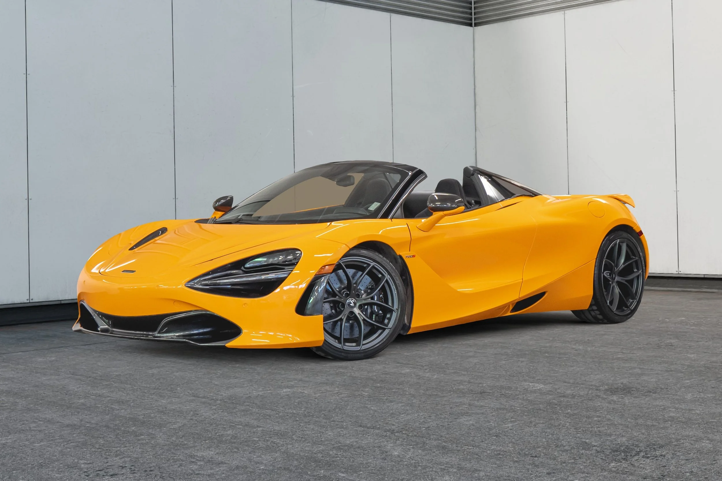 Jaguar Land Rover Laval - 29-13983989-mclaren-p1-2028-u25045a-photos-exterieures.jpeg