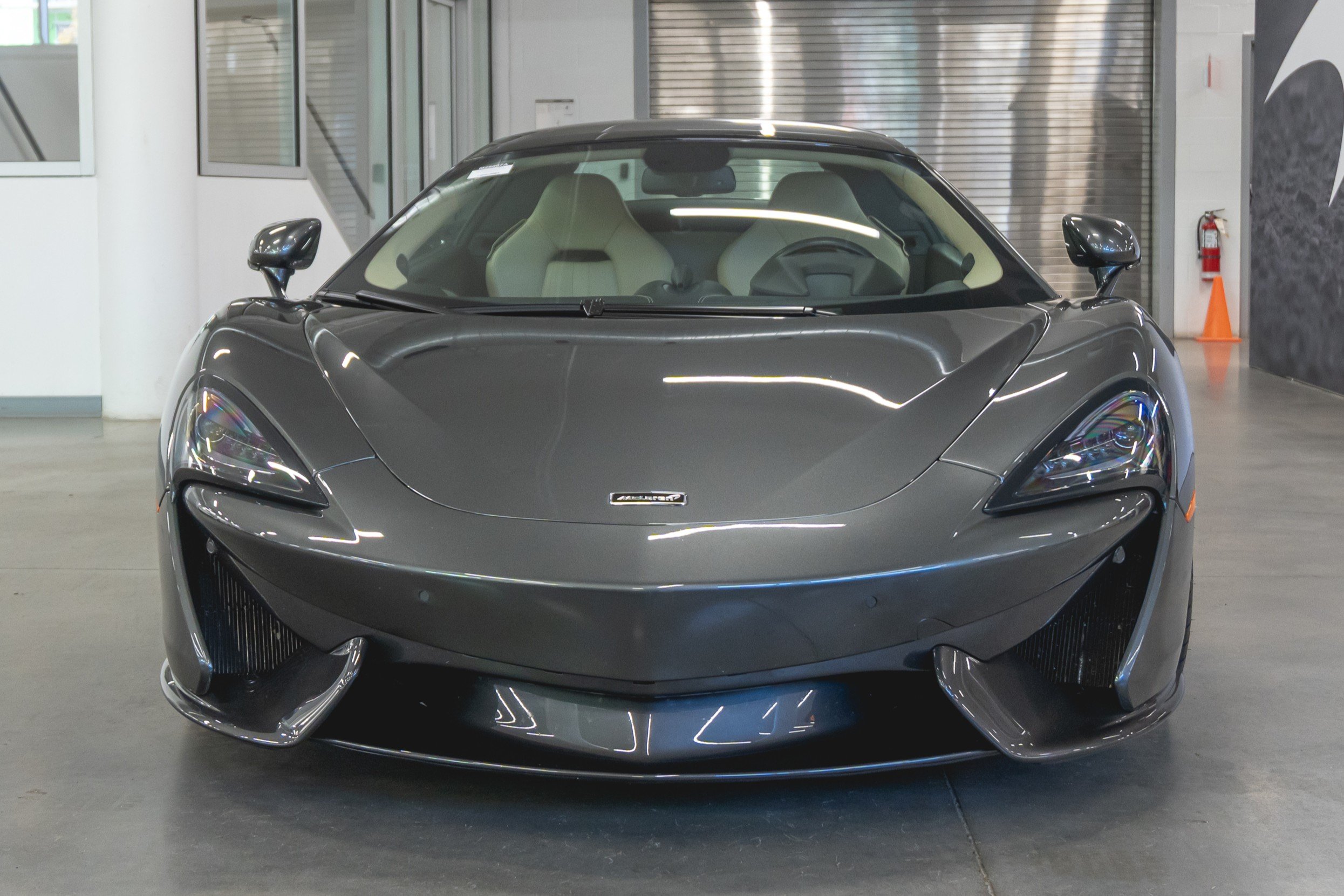 1-14905232-mclaren-f1-lm-2019-m26007a-photos-exterieures.jpeg