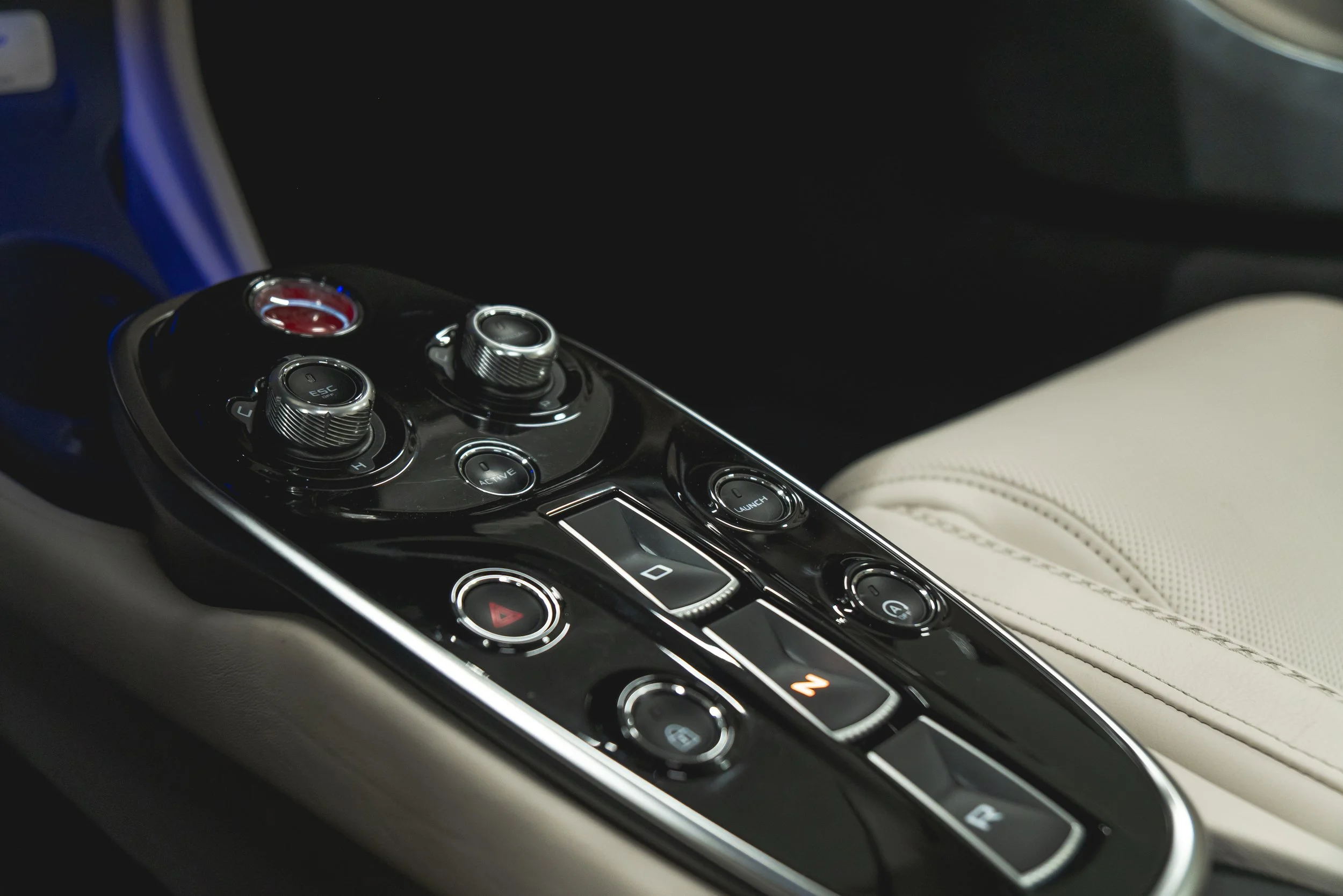 11-14860987-mclaren-m1c-2020-m27005a-photos-exterieures.jpeg