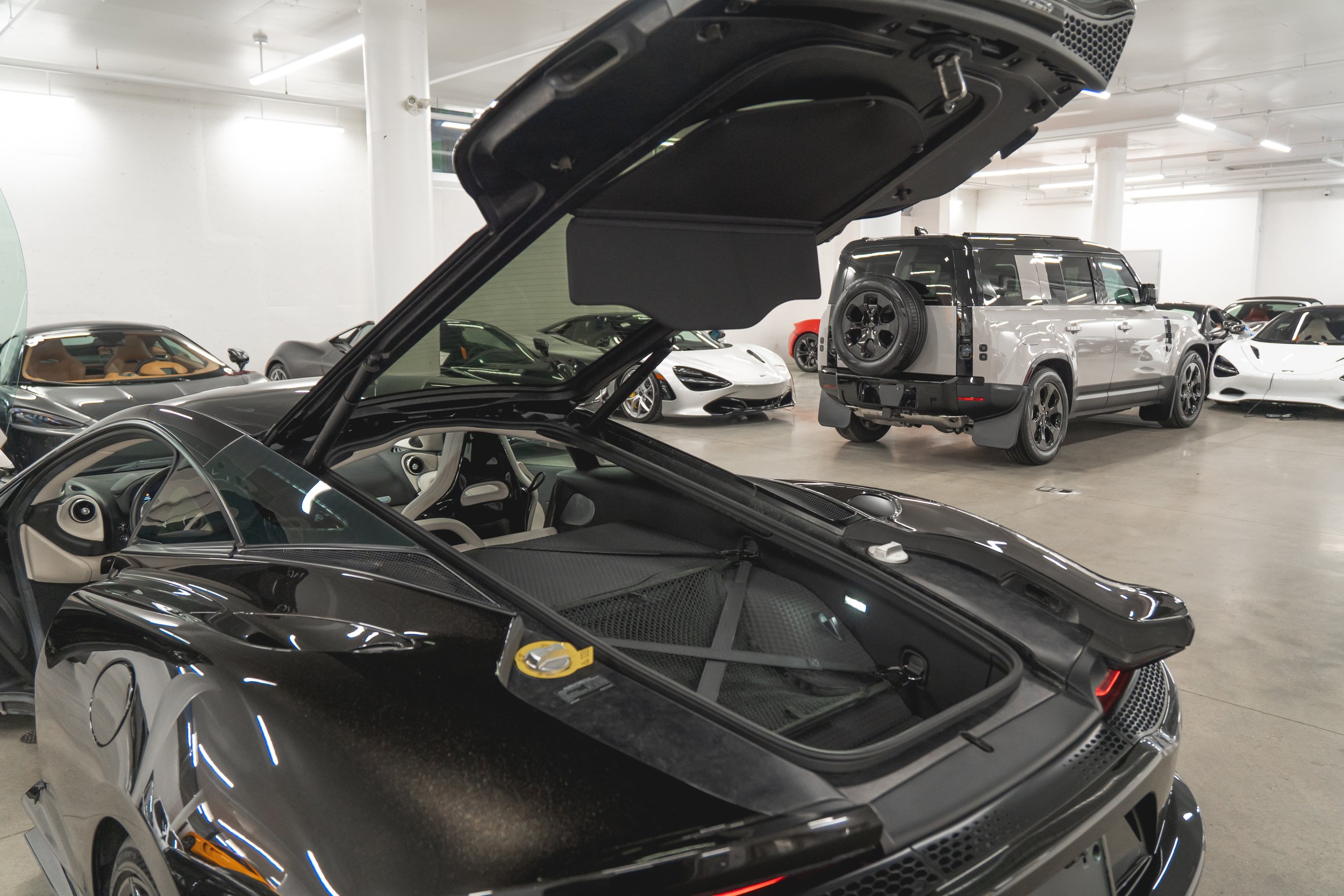 30-14861006-mclaren-m1c-2020-m27005a-photos-exterieures.jpeg
