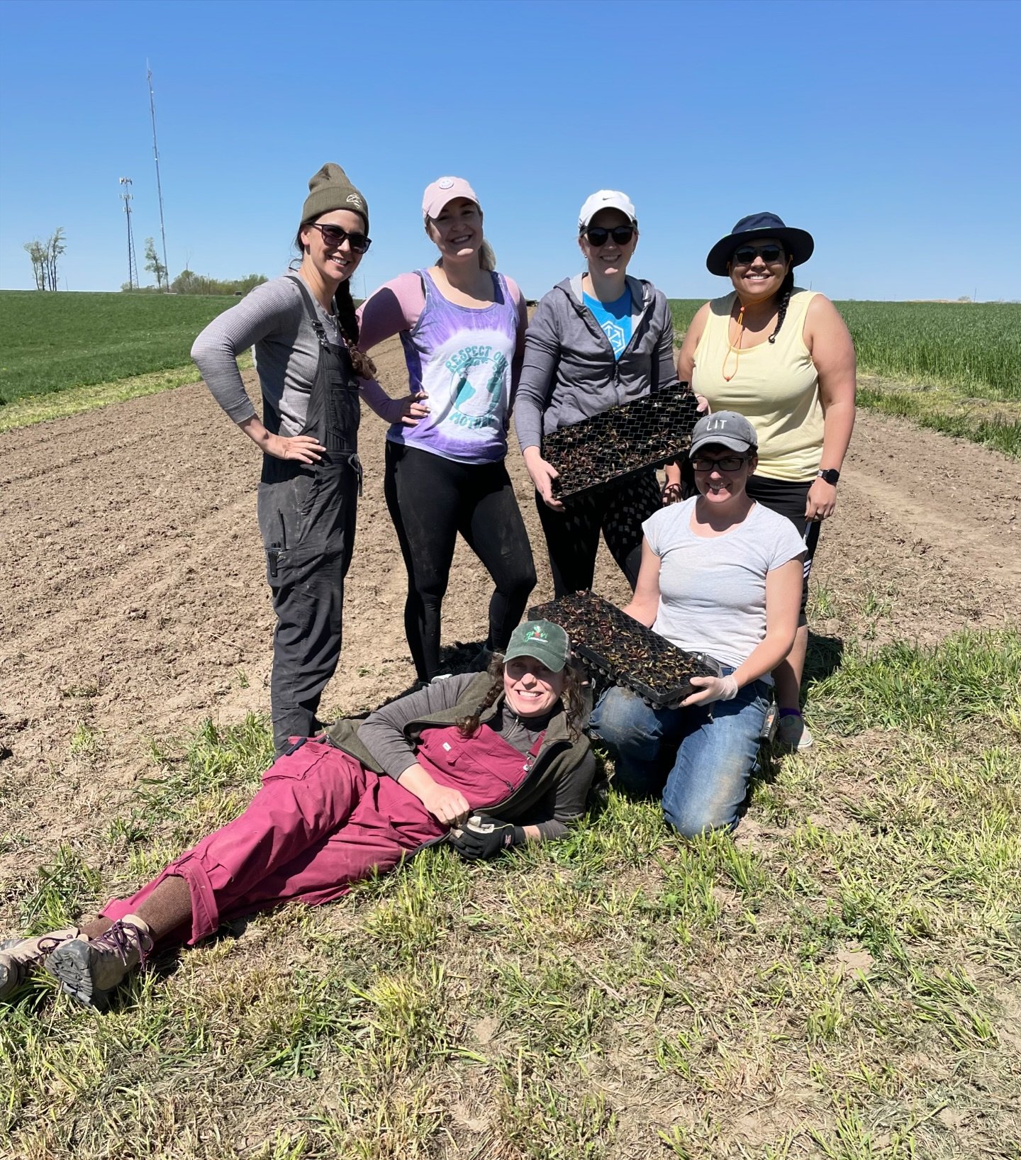 Big THANK YOU to the volunteer group from @c.h.robinson for helping us plant beets and lettuce today! 

We really appreciated having the extra help, gold stars all around!

#iowafarm #springplanting #iowafarmer #iowacity