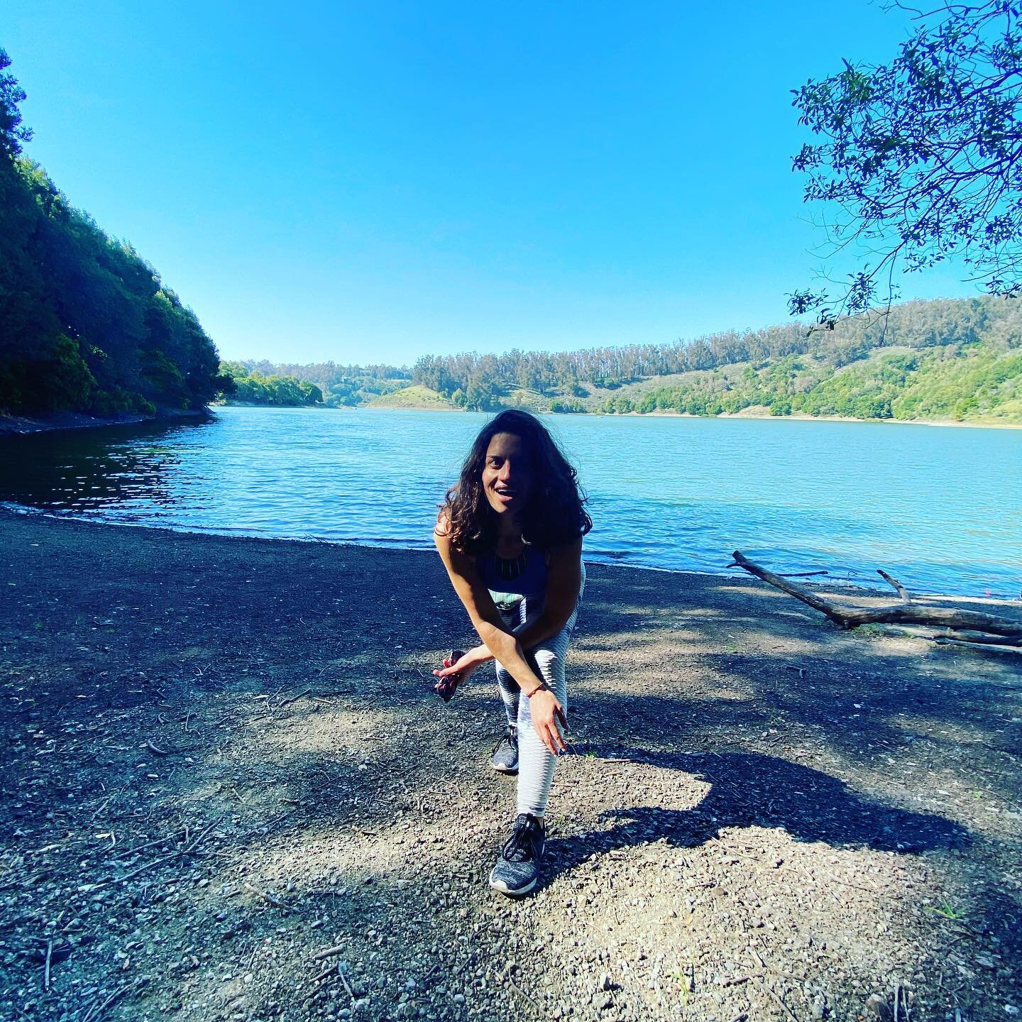 And if life gives you lemons...🍋
Make lemonade. 

Moving through the waves, with presence and appreciation for the lessons. 
Thankful for the loving, supporting and caring people in my life.

To my beloved Scorpios, hoping this full Moon brings rele