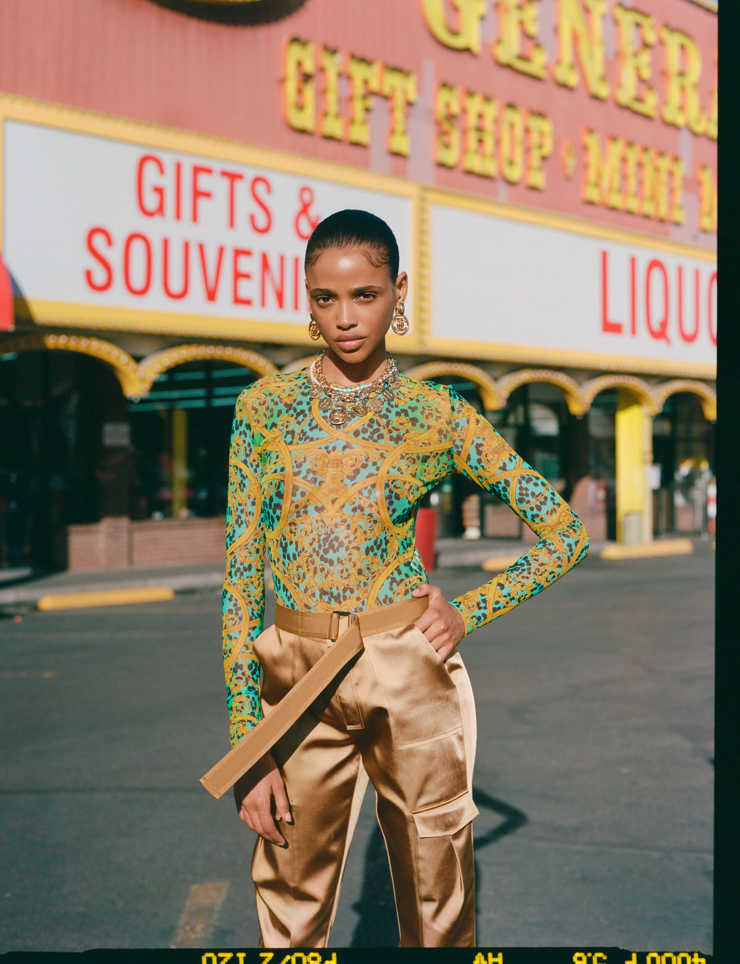 2019-10-23_RAYNER_RESORT_TREND_BOUTIQUE_FILM_SHOT_I_01.jpg