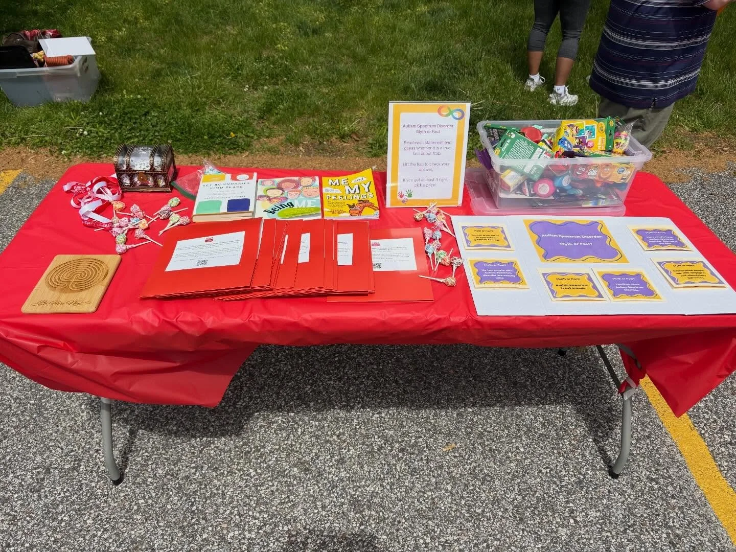 The biggest THANK YOU to our SEC community for celebrating Autism Acceptance Month with us! ♾️❤️ We are so grateful for a community of incredible parents, clients, and families who all dedicated their time to help make this event the best it can be. 