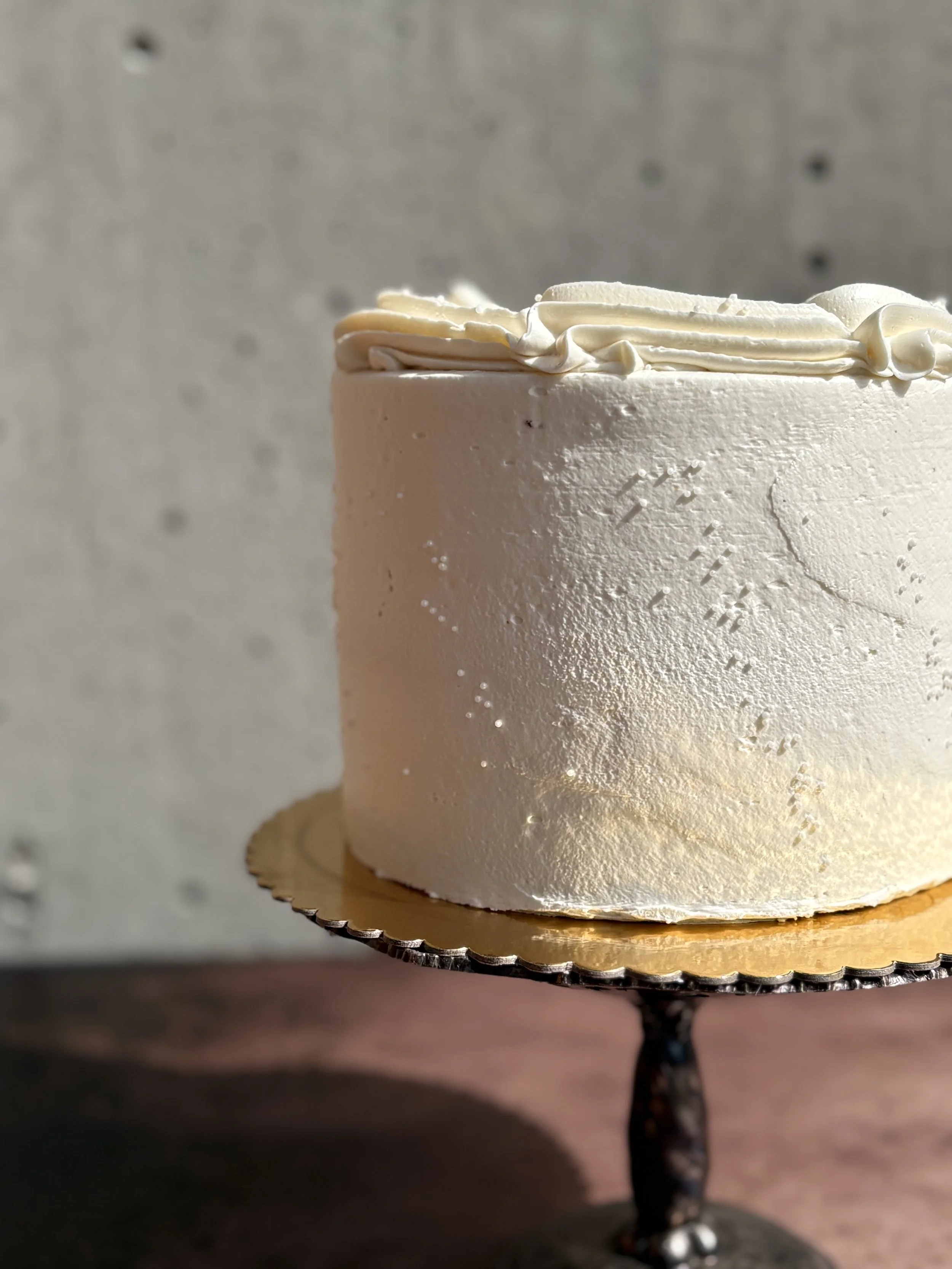 Vegan / Eggless Birthday Cake