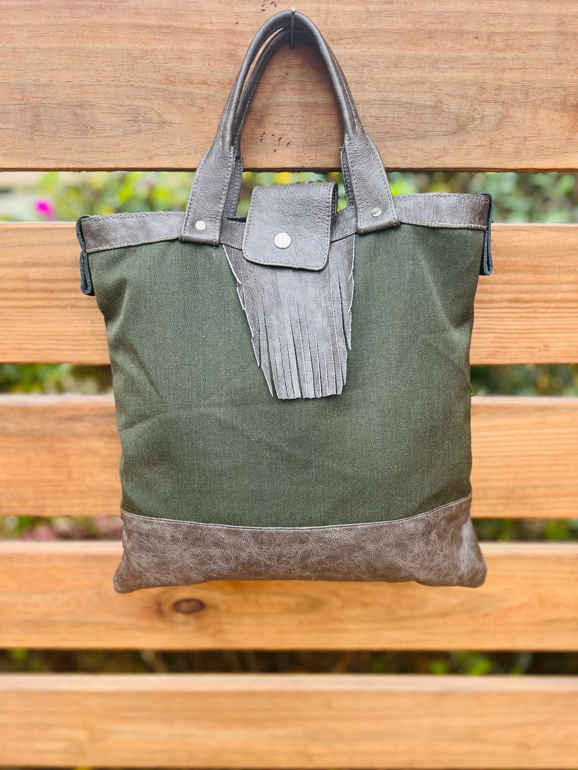 バッグ KLETTER WORKS KONKER TOTE BLACK24L 2_8c003a53-7d89-45e0-9953-