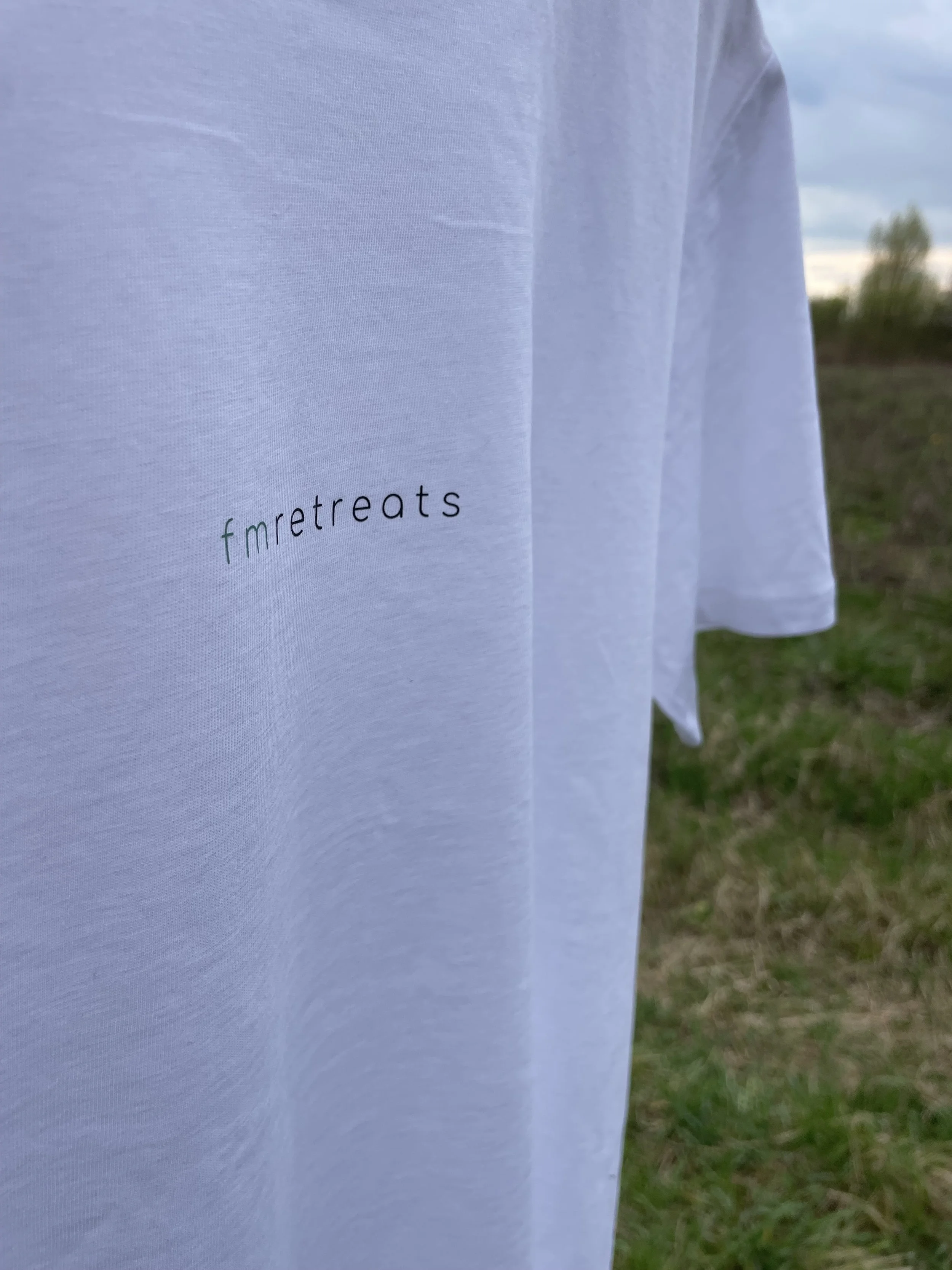 T-Shirt weiß "The Good Energy Club"