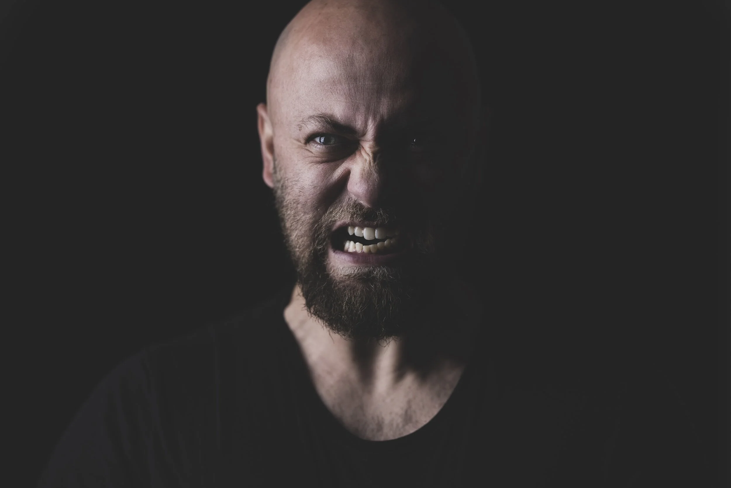 Picture of angry man representing narcissist.